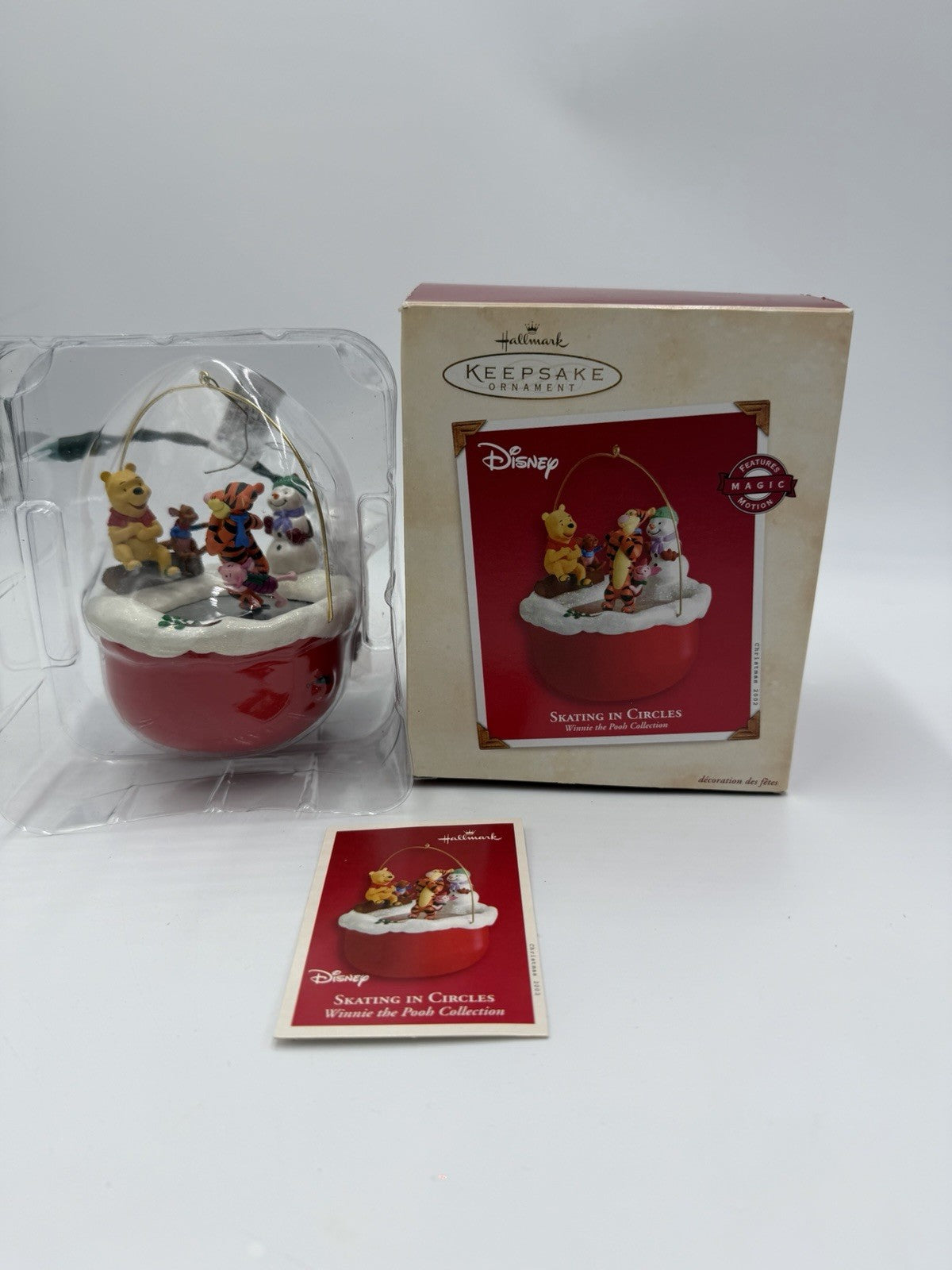 Hallmark Keepsake Magic Motion 2002 Winnie The Pooh Skating In Circles New