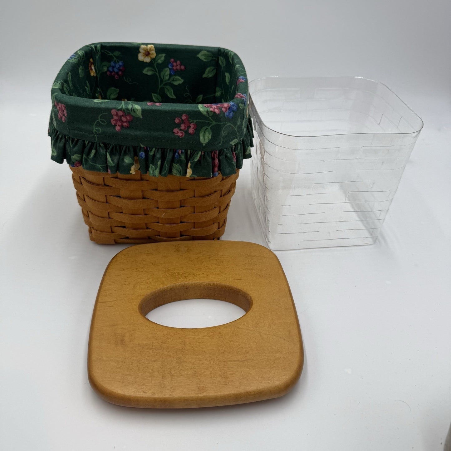 Longaberger Vintage 1996 Kleenex Basket Square W/Lid & Sturdy Fabric Liner