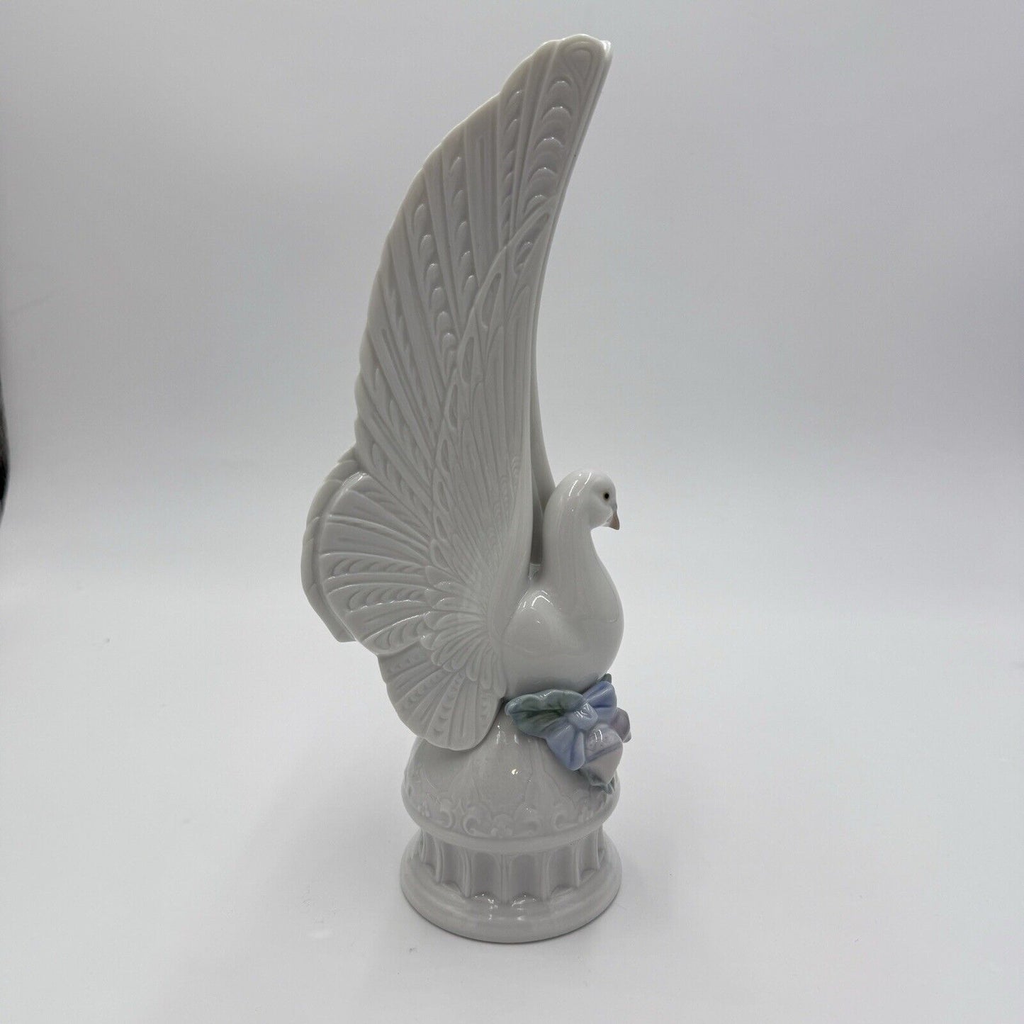 Lladro Spain Porcelain Message Of Peace Tree Top Dove Figurine Christmas