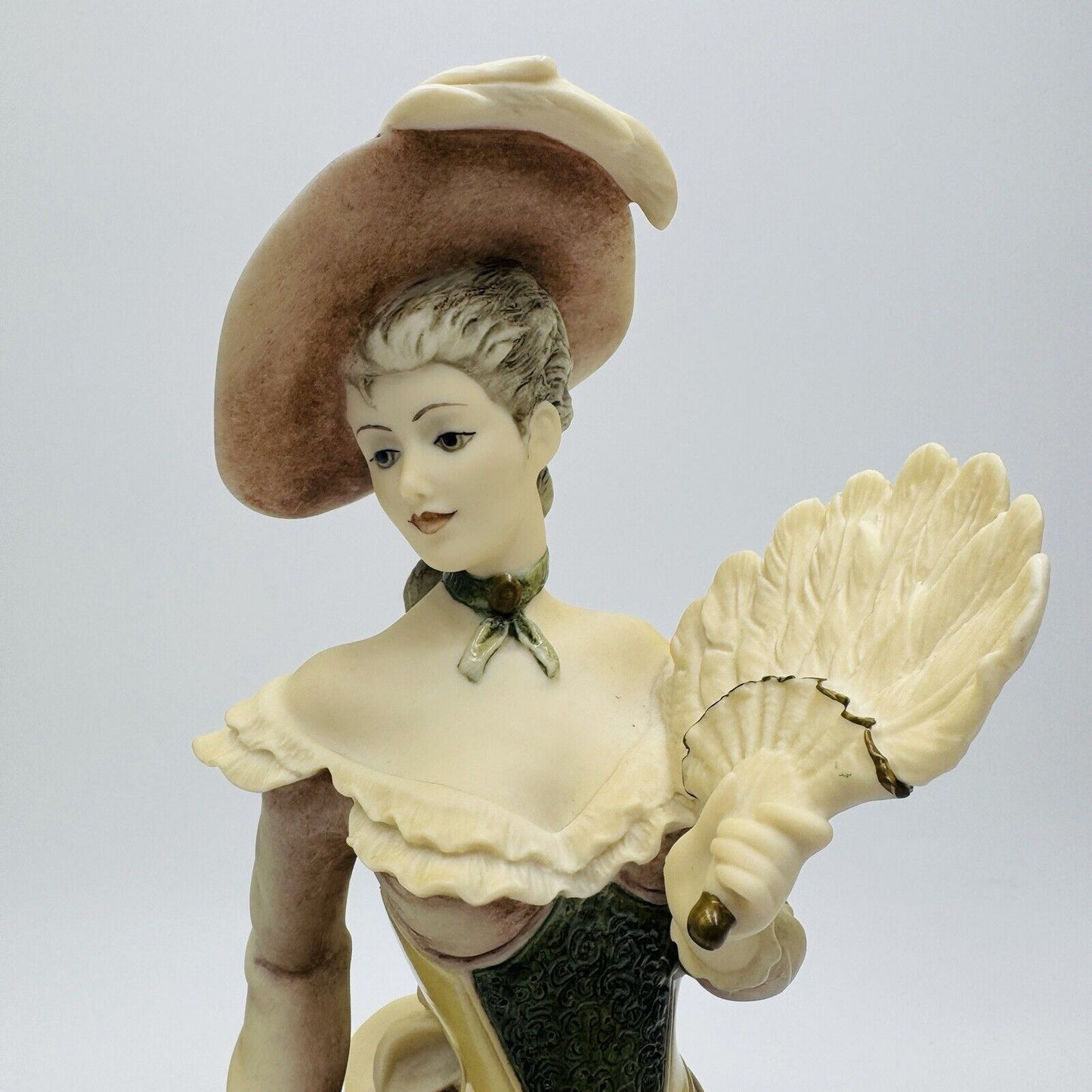 Giuseppe Armani Italy Porcelain Lady Vanessa Sculpture Statue Art 0347C