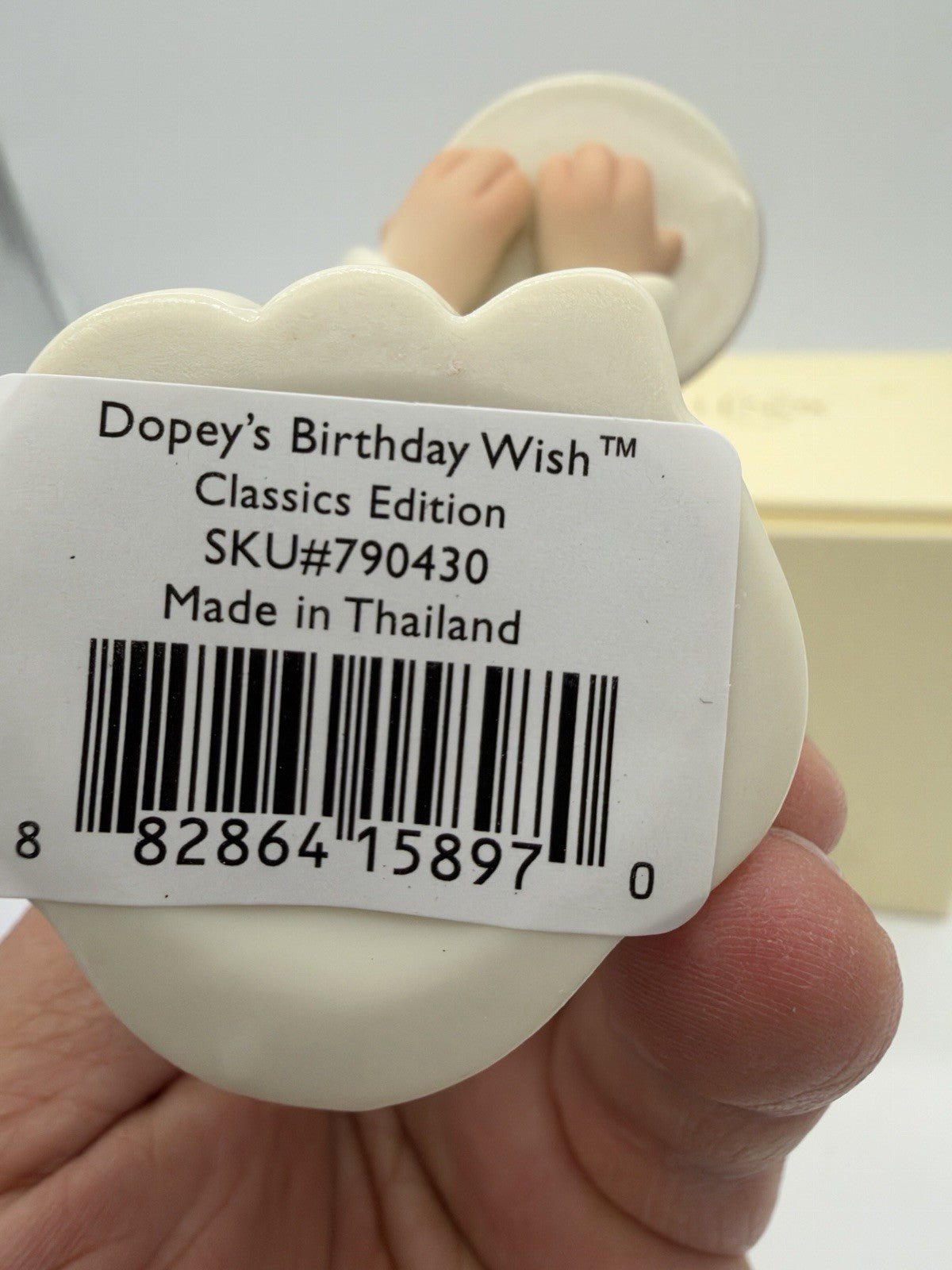 Lenox Disney Showcase Dopey's Birthday Wish Cake & Rhinestones 3 1/4" Figurine