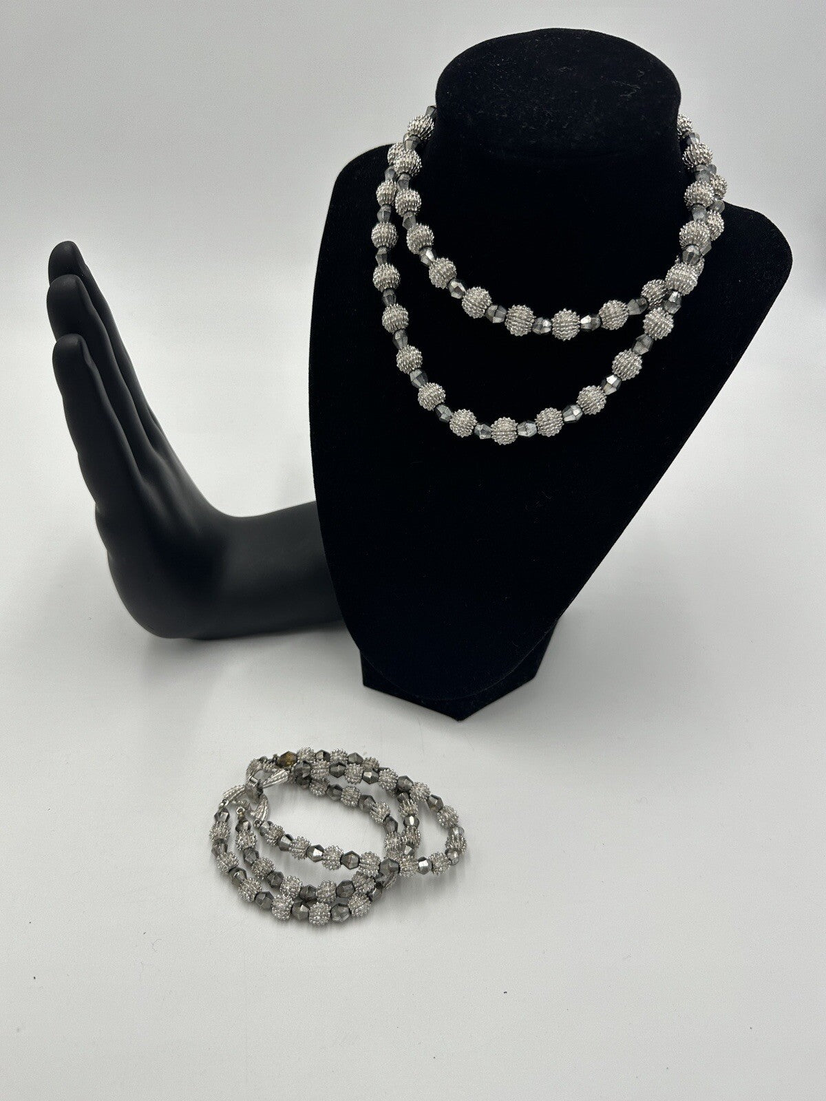 Crown Trifari Women's Jewelry Necklace And Bracelet Nubby Silver 26in Electra