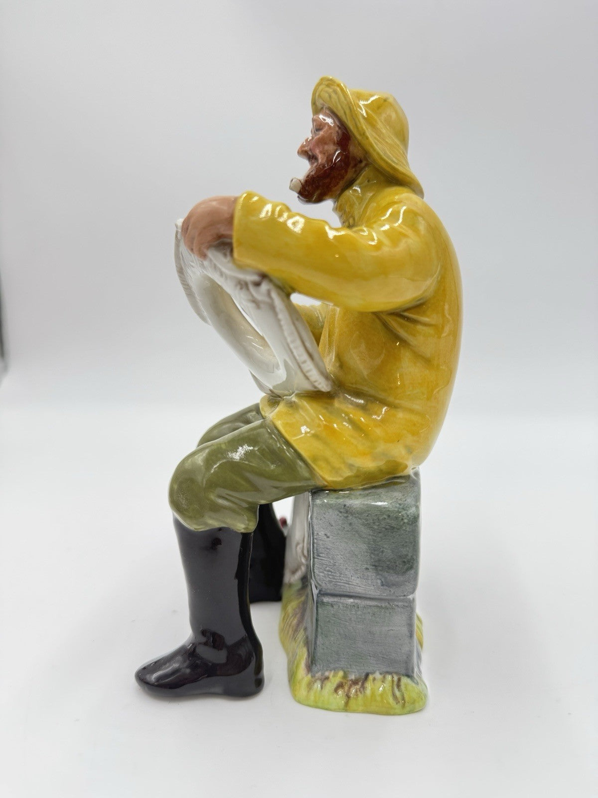 Royal Doulton Sea Characters The Boatman Figurine Skylark HN2417 Porcelain 7in