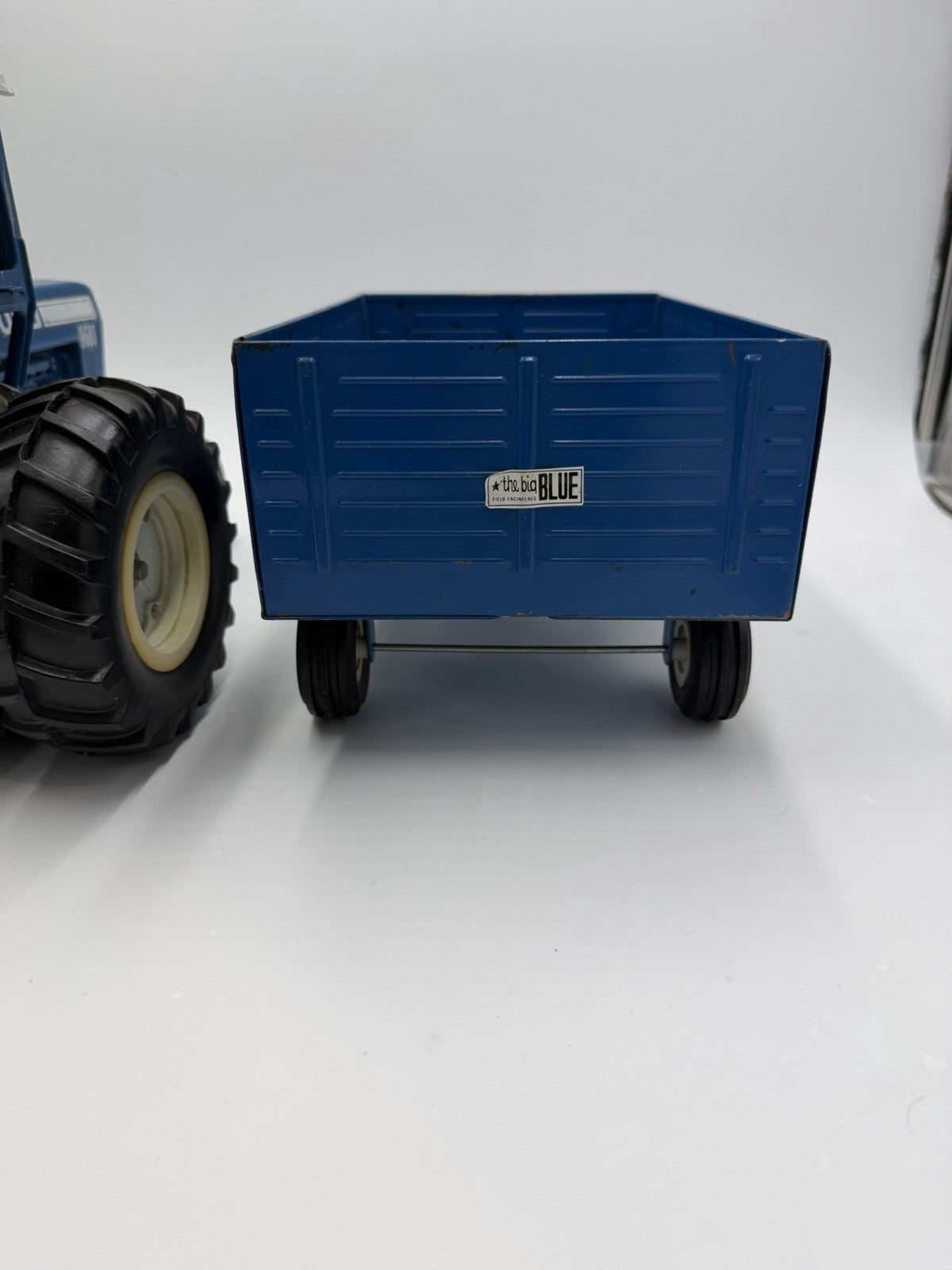Ertl Ford 9600 Wide Front Duals Cab Die Cast 1:12 Blue Toy Tractor Diecast Vtg