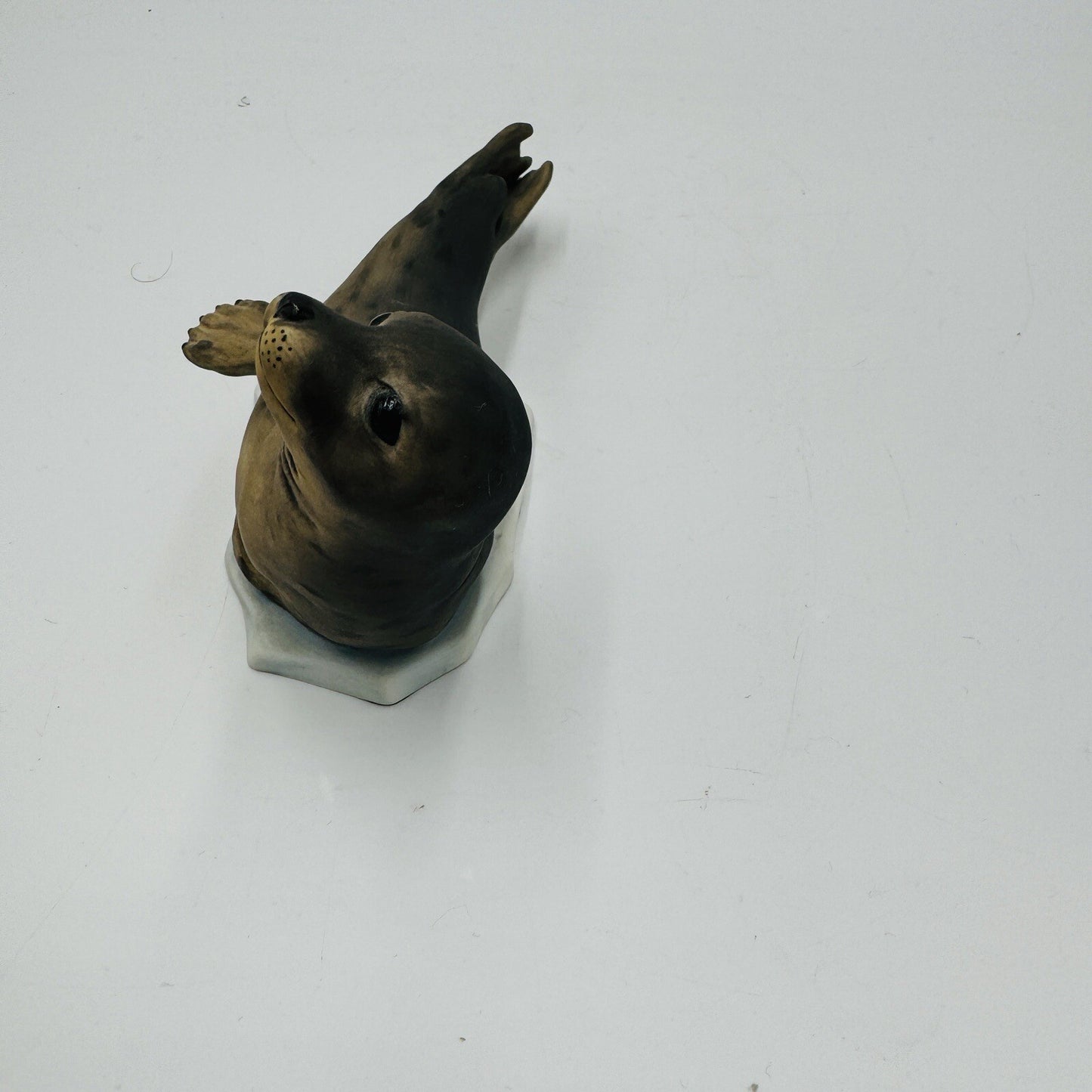 KAISER Germany Porcelain RECLINING SEAL Bisque W. GAWANTKA #604 Figurine