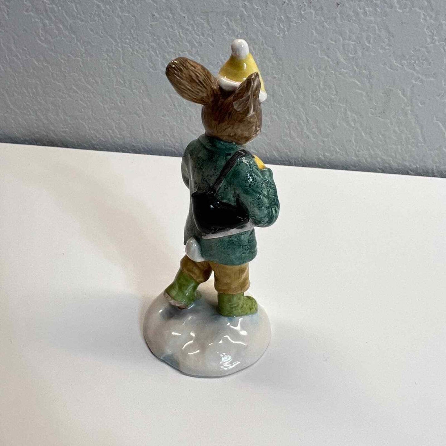 Royal Doulton Bunnykins Boy Skater Made In England 1995 #DB152 Figurine