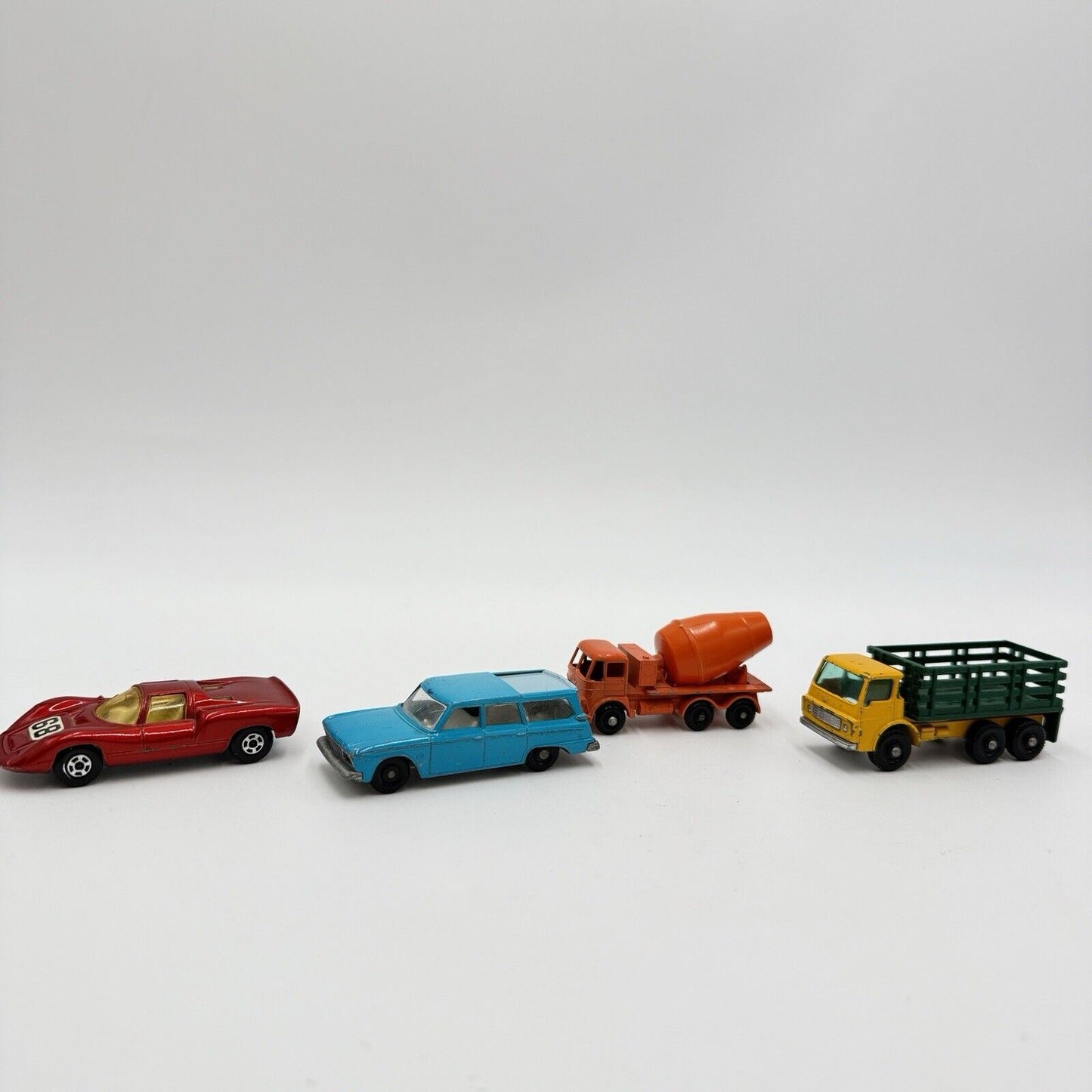 Vintage 1970 Matchbox Diecast Leslney England Car Toys Set