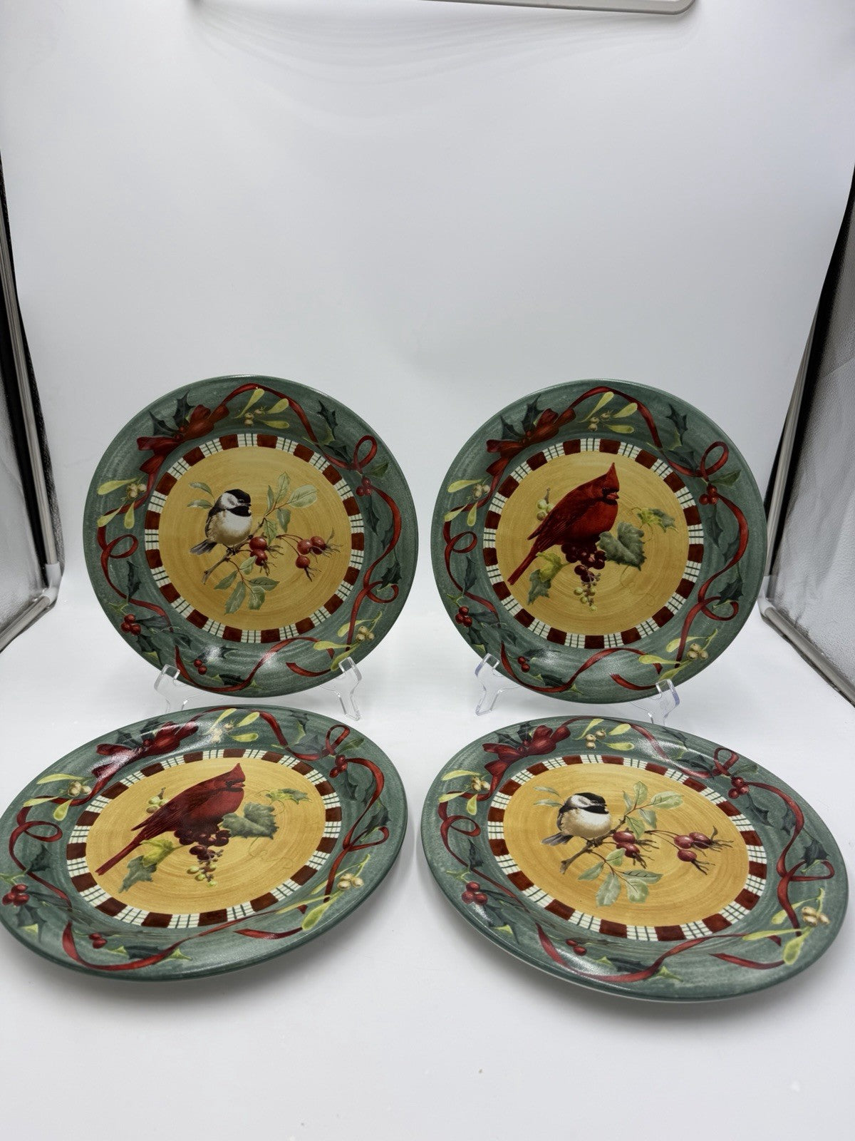 Lenox Porcelain Winter Greetings Everyday Dinner Plates Cardinal Chickadee Set 4