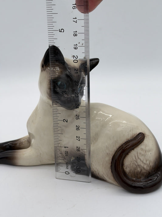 Beswick England Siamese Porcelain Cat Painted Figurine #1559 Vintage 7”