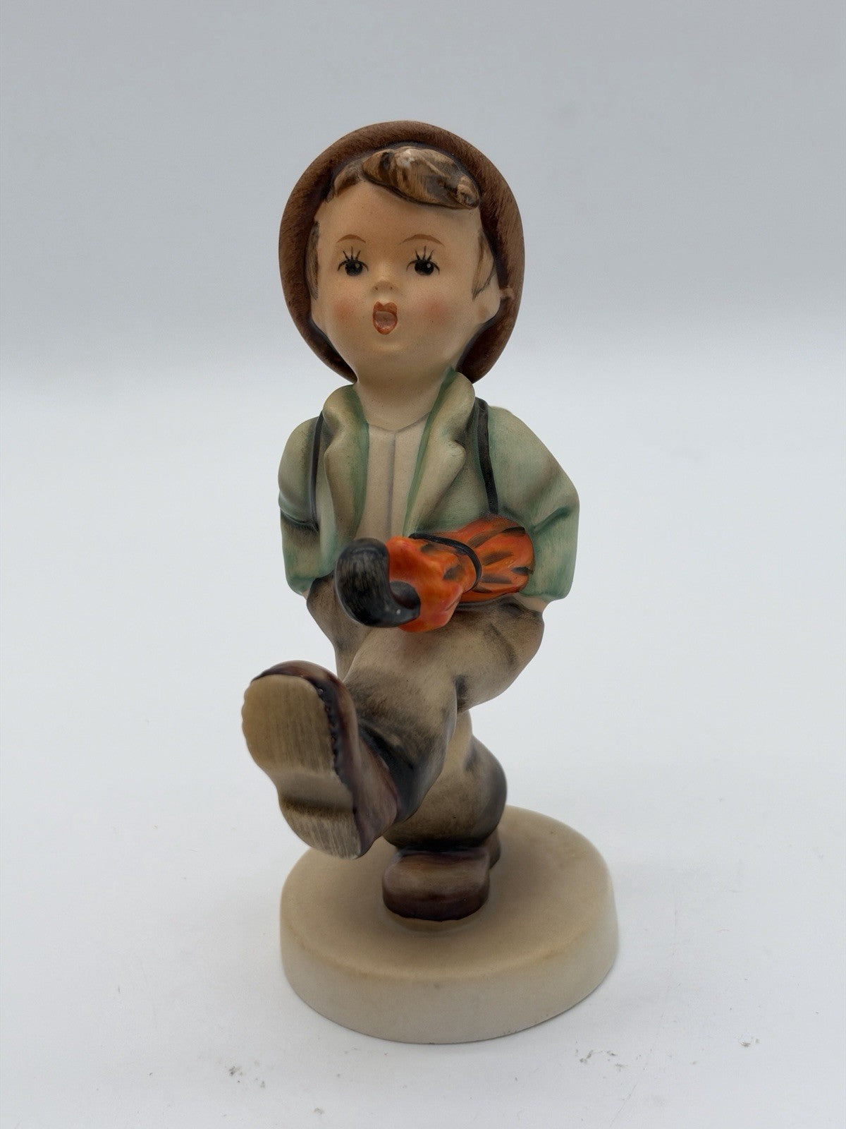 Hummel Goebel 1949 Mark Globe Trotter Boy Painted Figurine Porcelain Antique