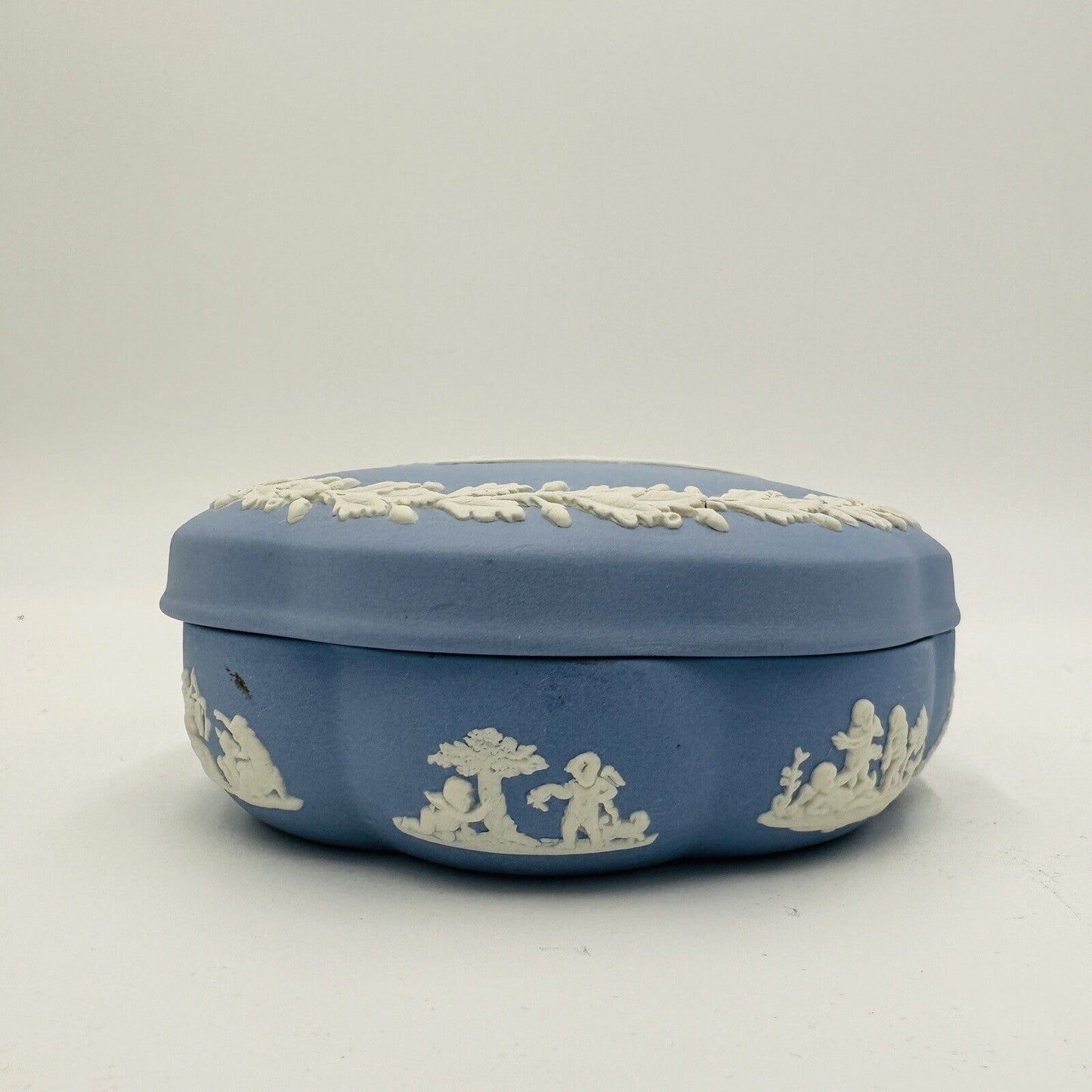 Wedgwood Blue Jasperware Covered Dresser Trinket Box Inlaid Ornate Horse Vintage