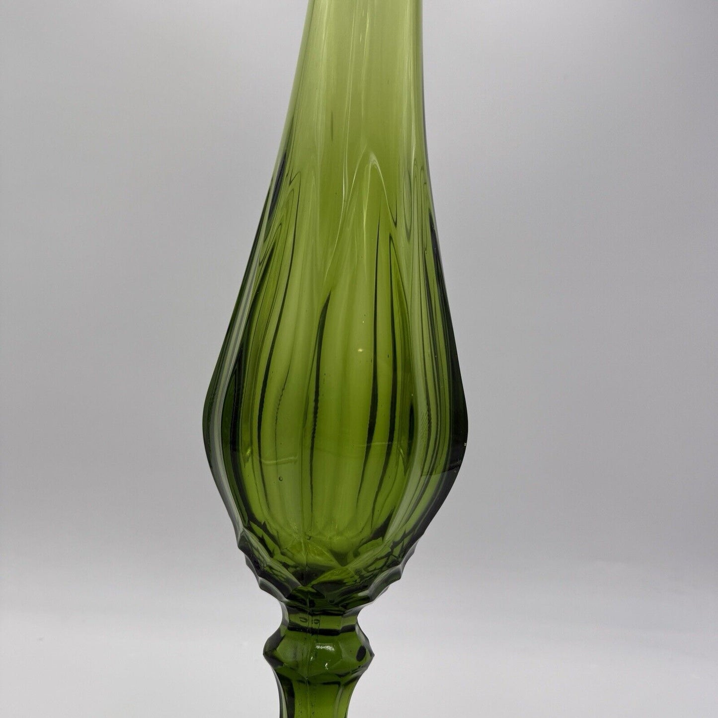 L.E. Smith Vase Swung Green Art Glass 25.5in Very Tall Rare Large MCM Vintage