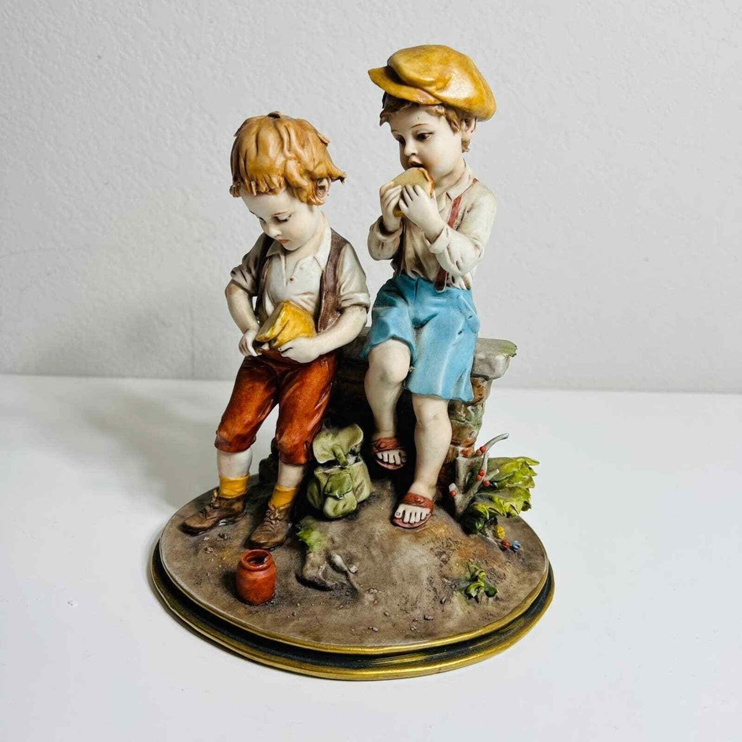 Capodimonte Figurine Triade Benacchio Children Eating Lunch Sculpture Italy