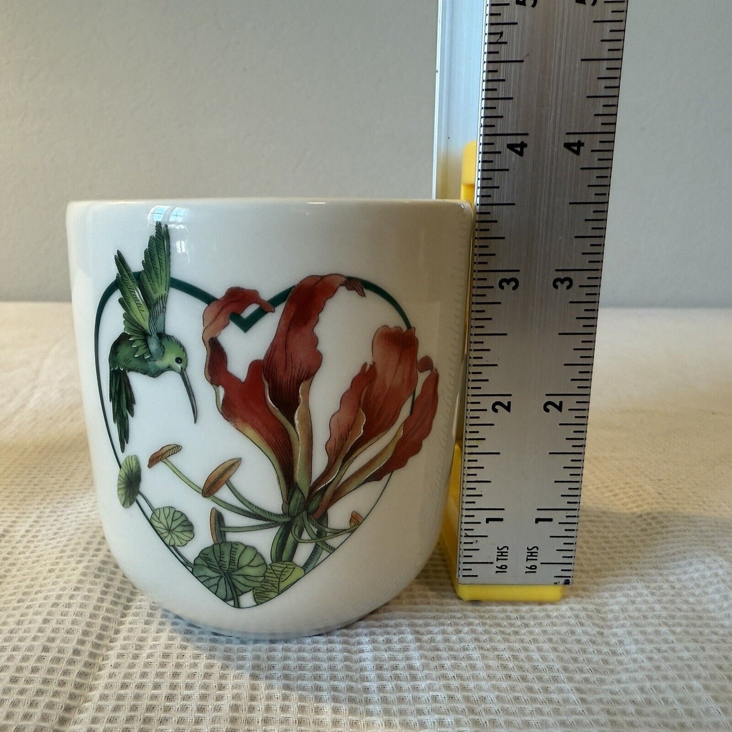 Villeroy & Boch Limited Edition 275 Years Avarua Mug Flora Heart Hummingbird