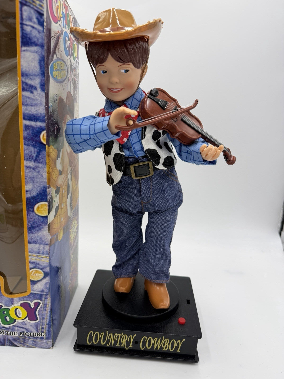 2003 Feng DYI Country Cowboy Violin Musical Doll Animated Performer 13” Rare