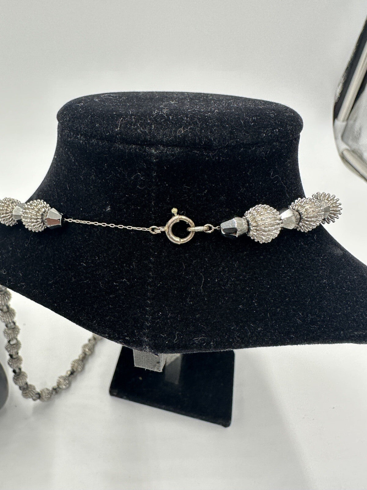 Crown Trifari Women's Jewelry Necklace And Bracelet Nubby Silver 26in Electra