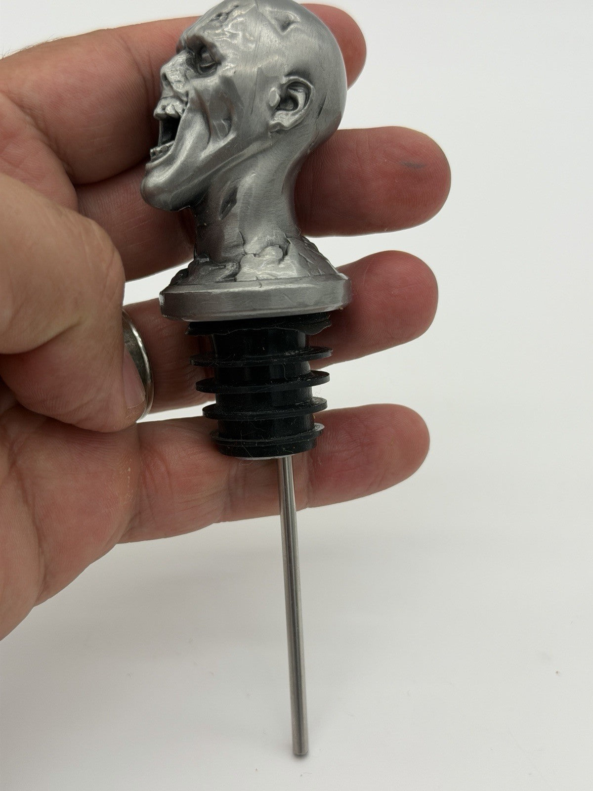 MENAGERIE Zombie Wine Pourer/Aerator Stainless Steel silicone rubber fitting