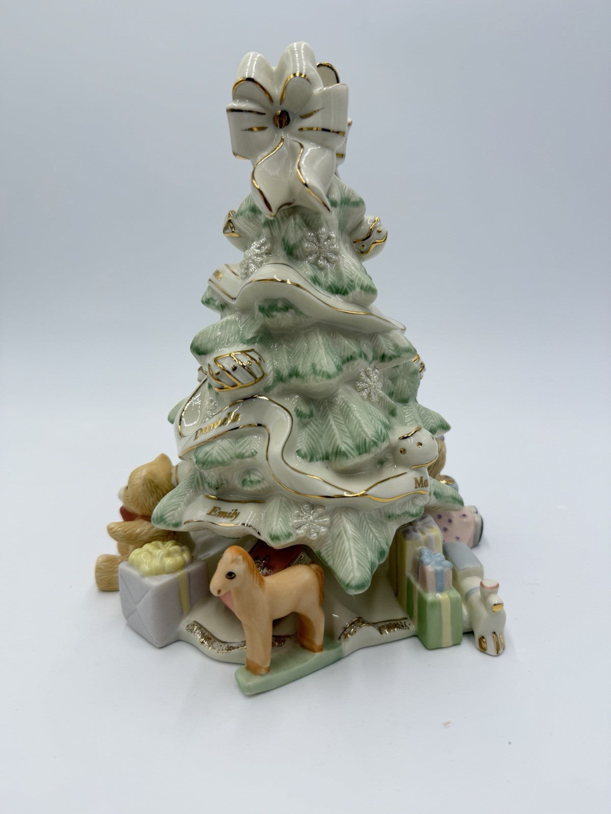 LENOX Porcelain Holiday Traditions Christmas Tree Note Prewritten Names 8.5”H