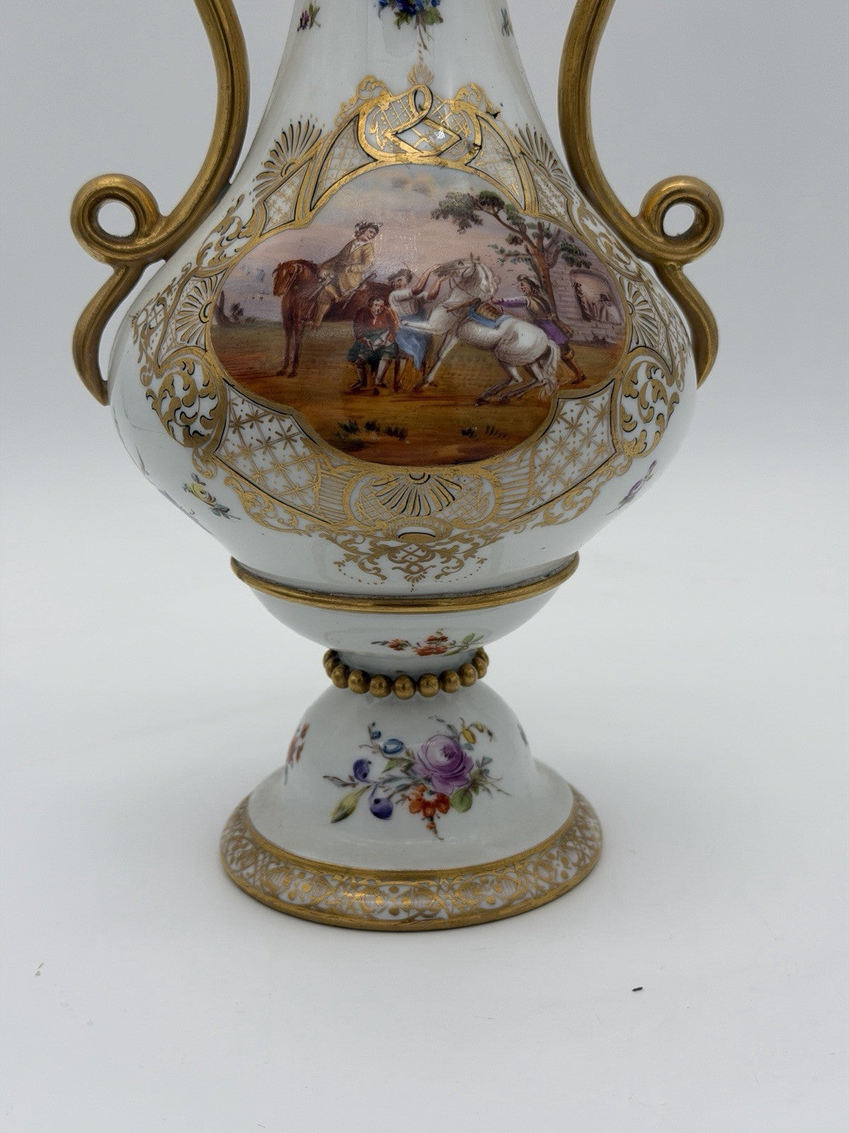 Antique Meissen Porcelain Amphora Double Handle Painted Horses Battle Vase 12”H