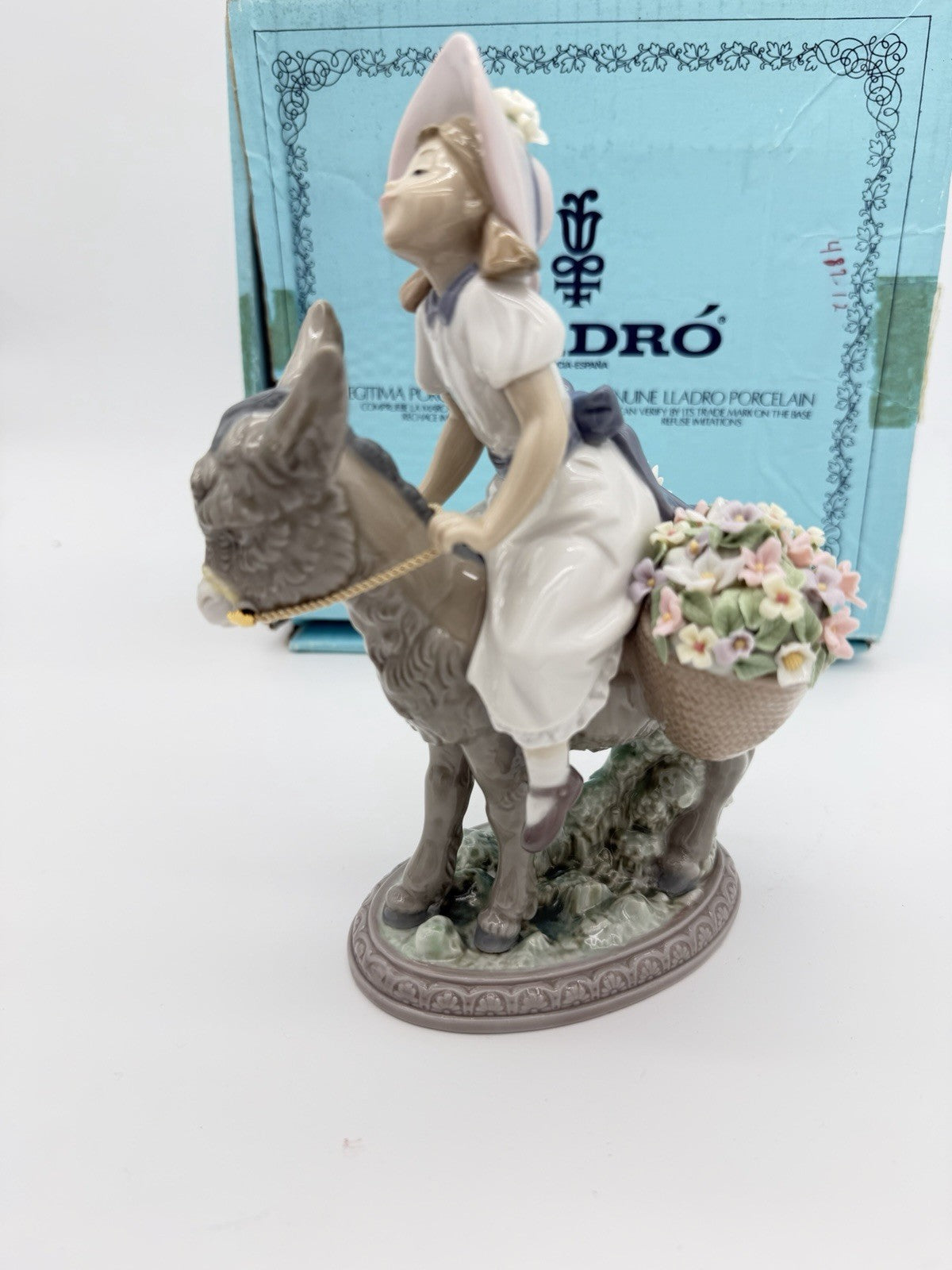 LLADRO Spain Porcelain Look At Me Girl On Donkey Figurine (missing Flowers)