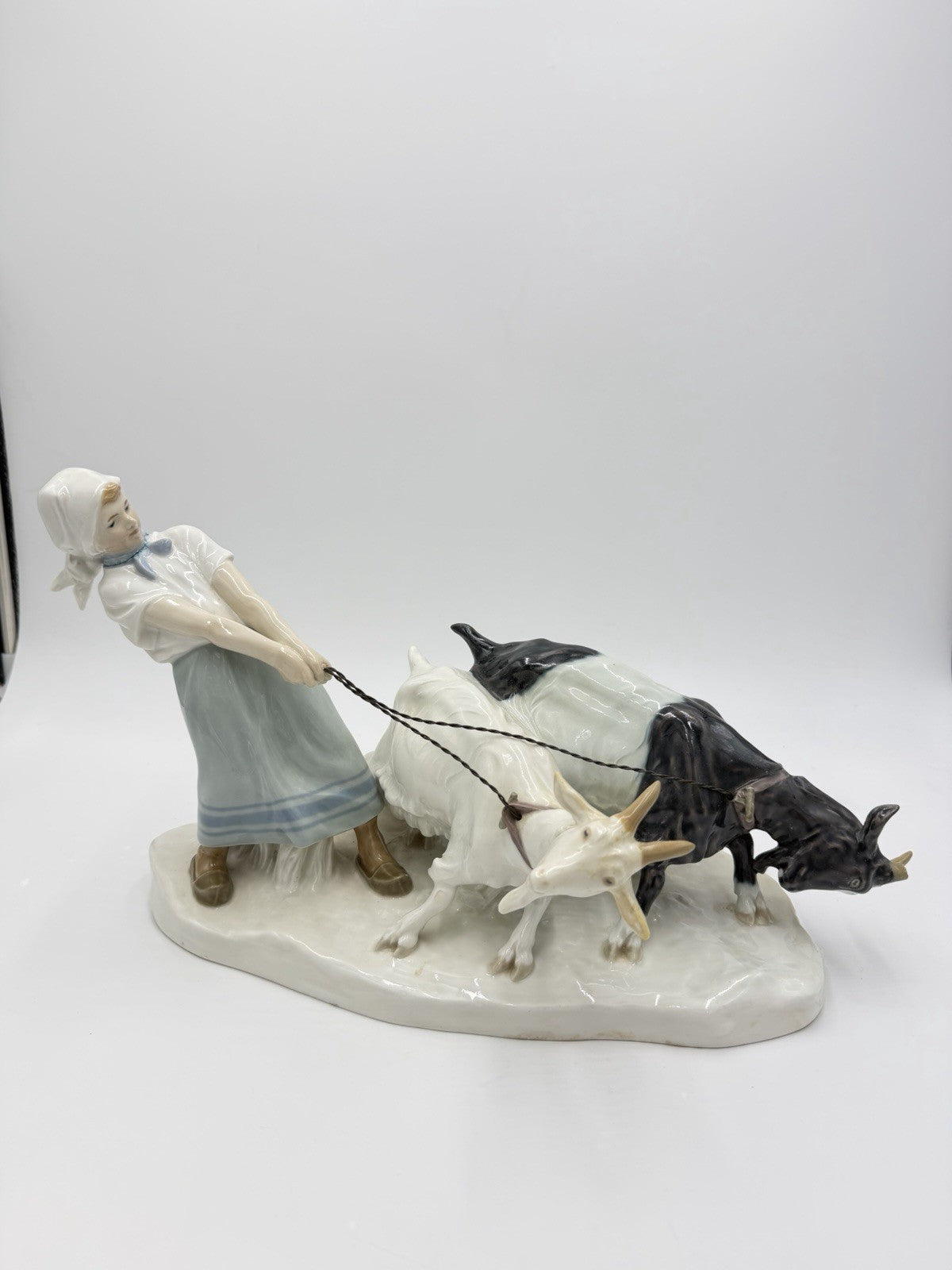 Meissen porcelain figure group Girl W/ Goats By Otto Pilz 1906 (Repaired) Large