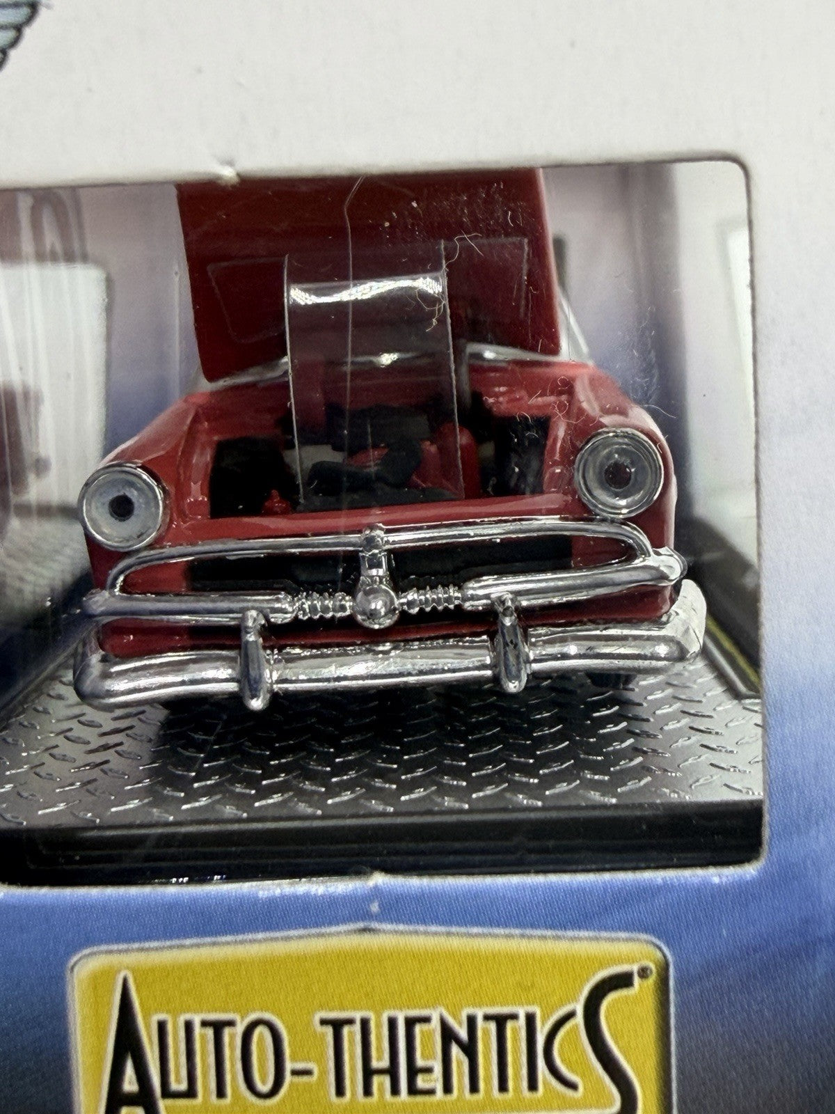 M2 Machines 1953 Ford Crestline Victoria Scale 1:64 Diecast Car Limited Edition