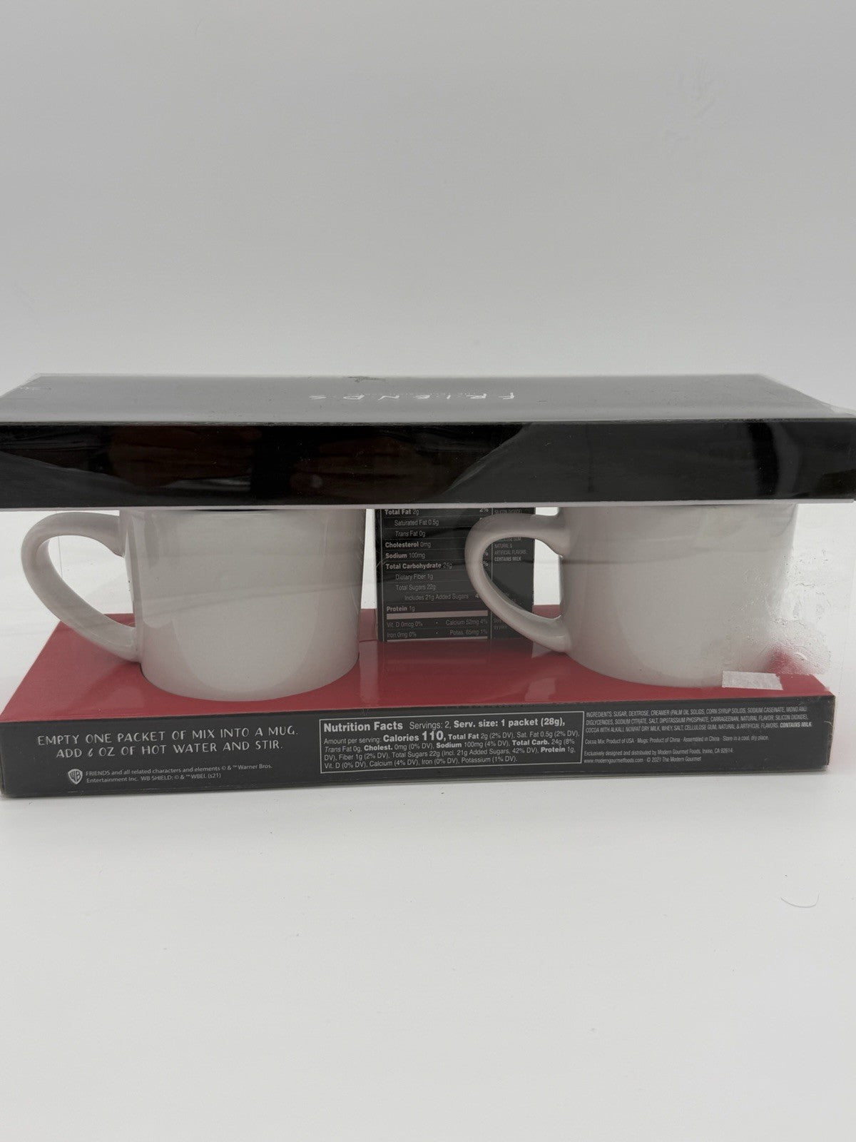 Friends TV Show Mugs & Cocoa Gift Set Christmas Better With Friends Warner Bros