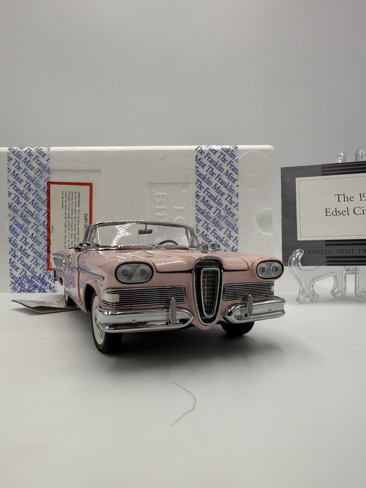 Franklin mint 1958 Ford Edsel Citation convertible 1:24 scale diecast Pink New