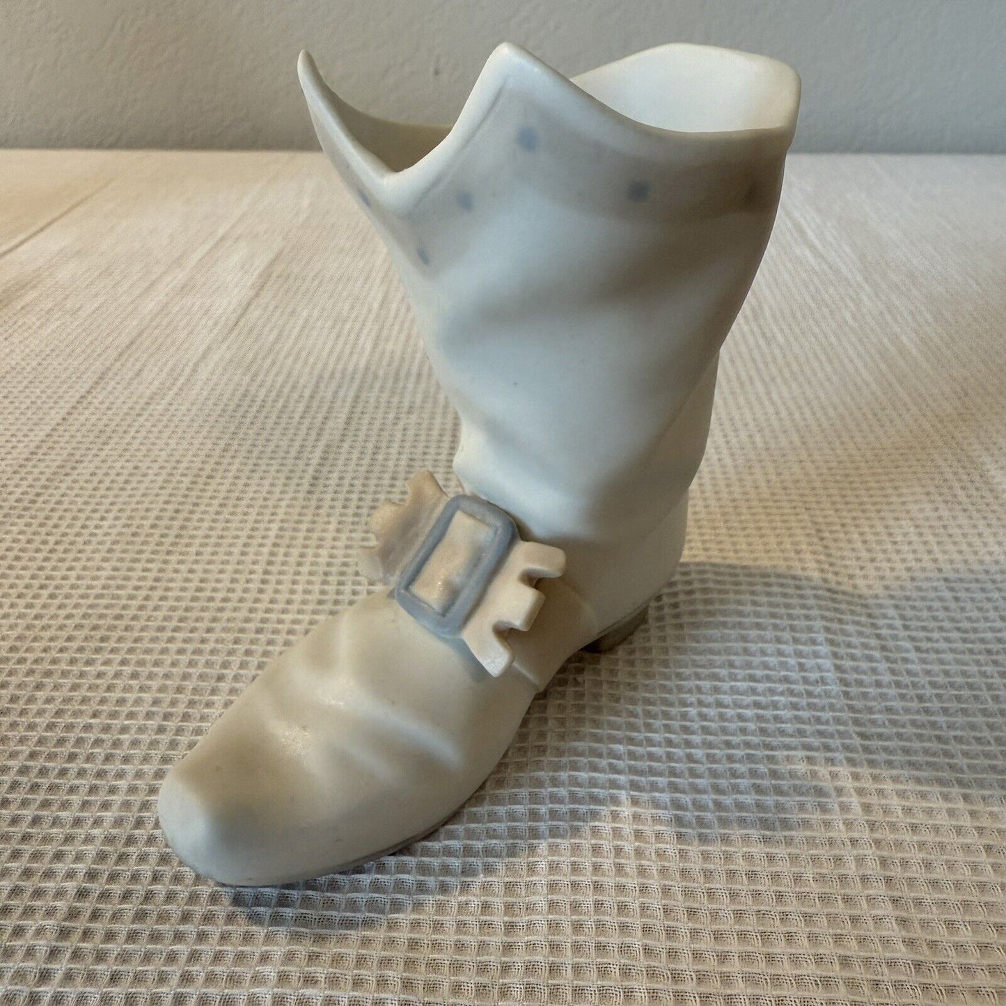 Lladro Nao Warrior Musketeer Buckle Boot 4in Porcelain 1960’s Spain Matte Finish