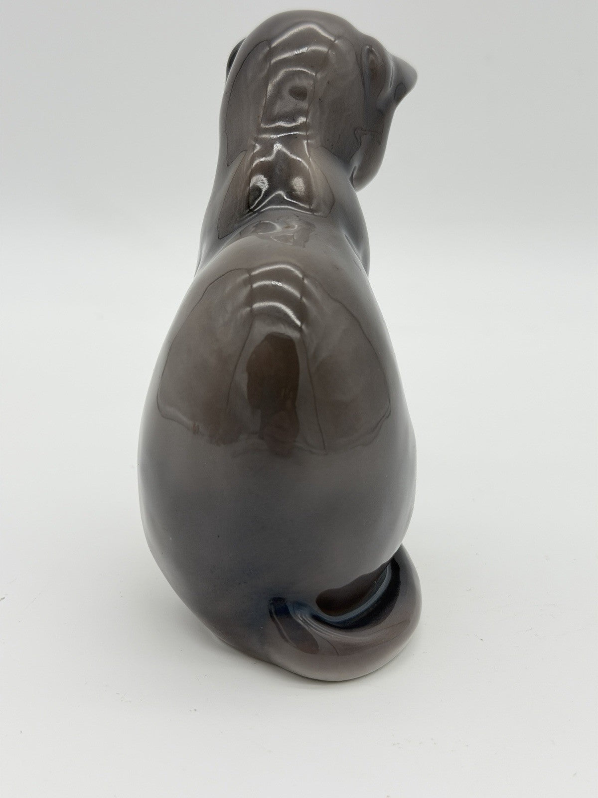 Bing & Grondahl Porcelain Copenhagen Denmakr Cat Sitting #1876 Grey & White 4.5”