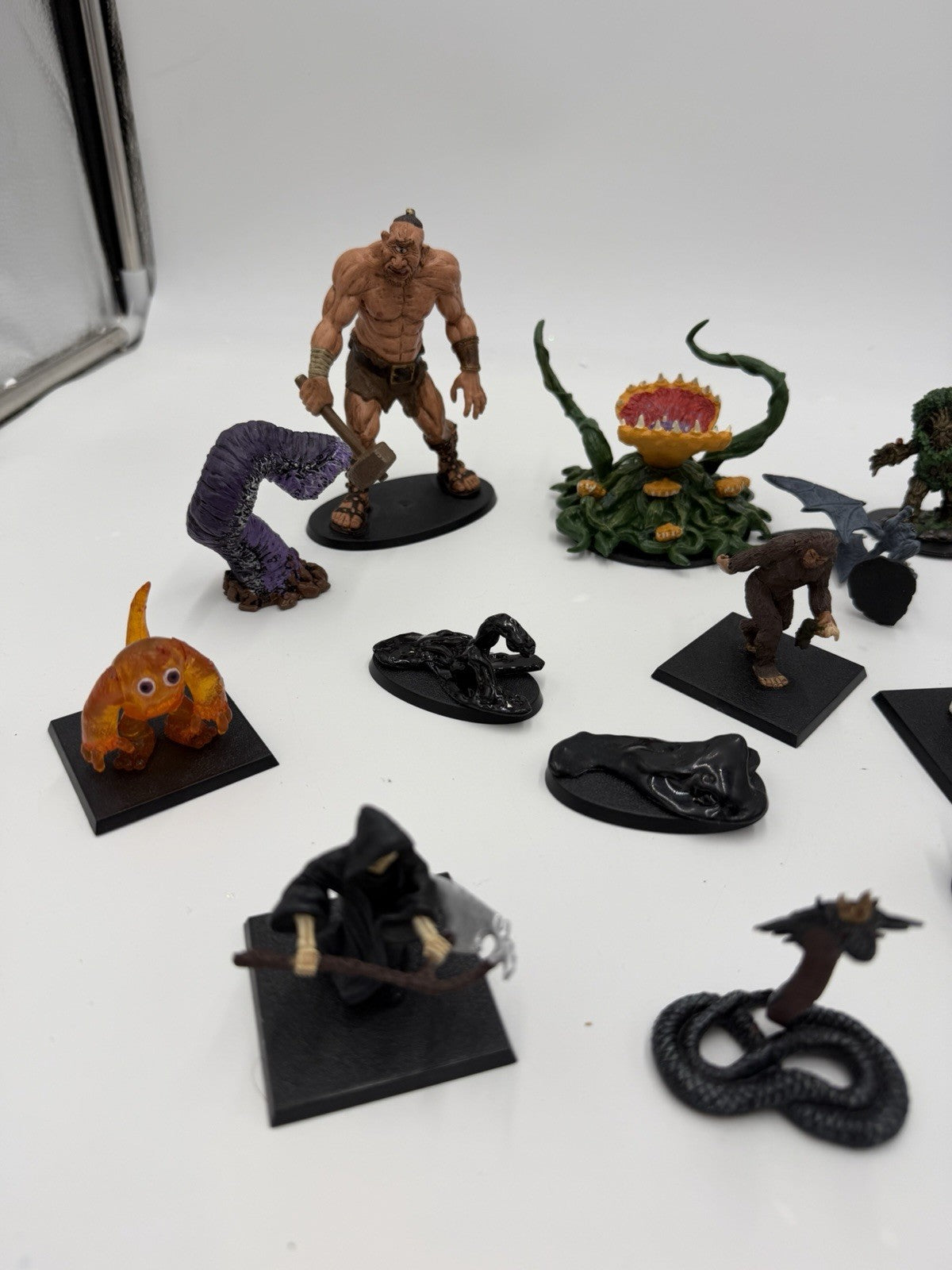 Painted Miniatures Wizards Wizkids Games Workshop Reaper Miniatures Lot 26 PCs