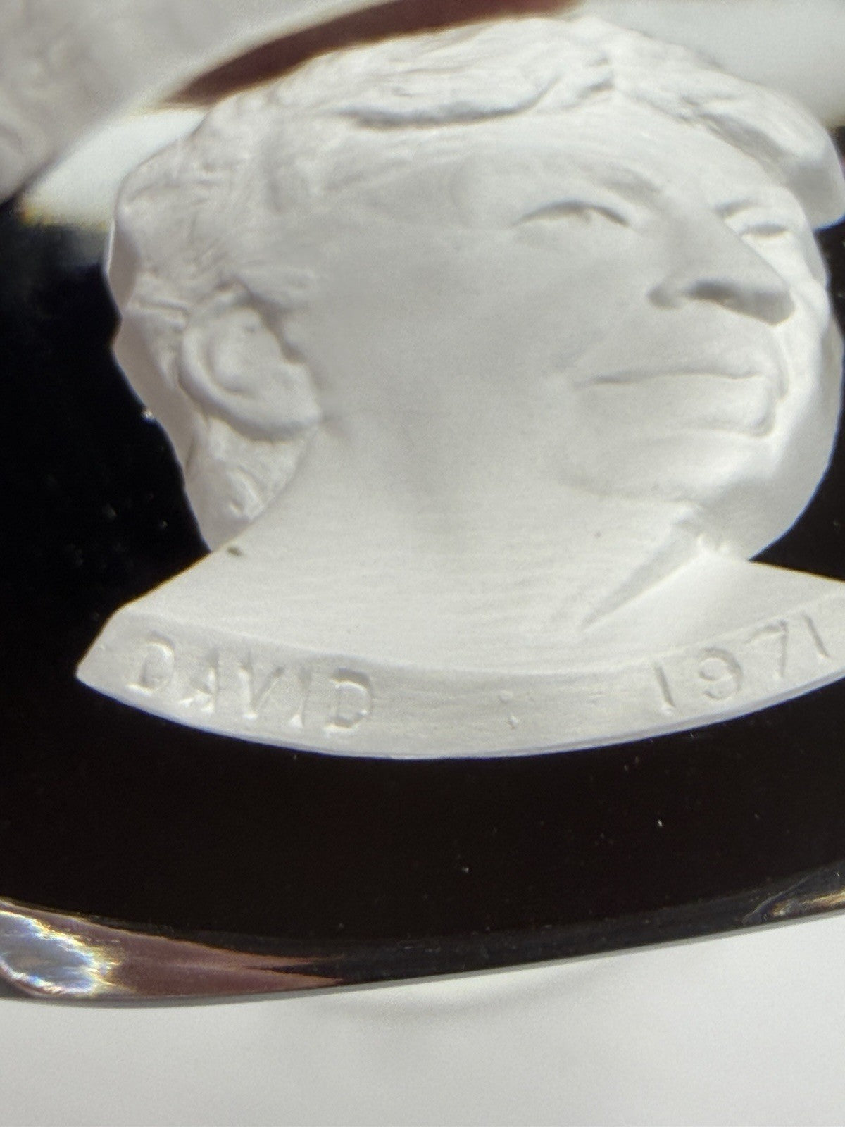 Baccarat France Crystal Eleanor Roosevelt Sulphide Cameo Faceted Paperweight