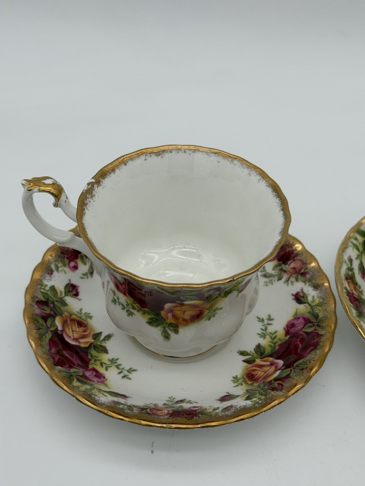 Royal Albert Old Country Roses Bone China Tea Cup & Saucer Set England 4 PCs