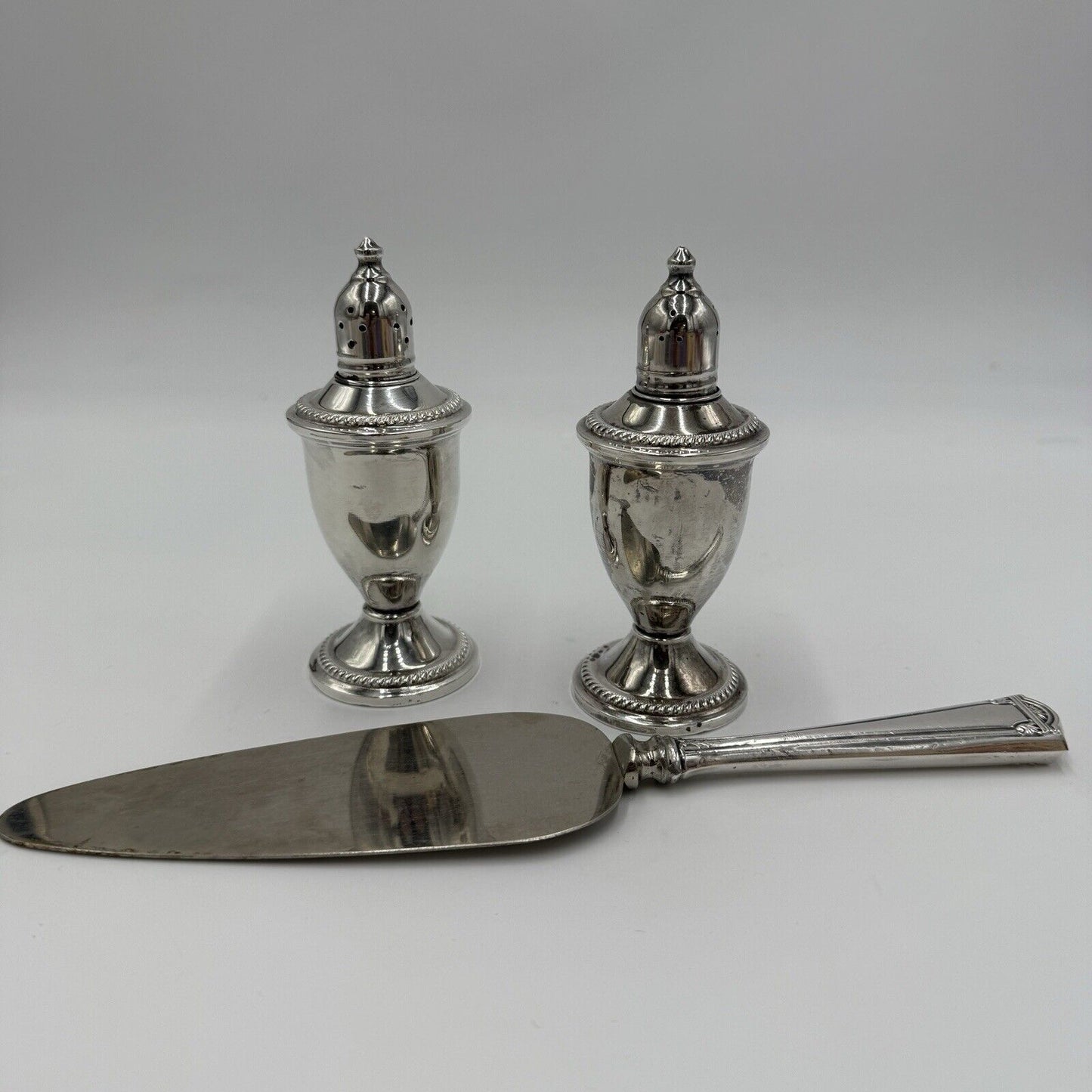 Vintage Sterling Silver Salt &Pepper Shakers Cake Server Duchin Creation Set