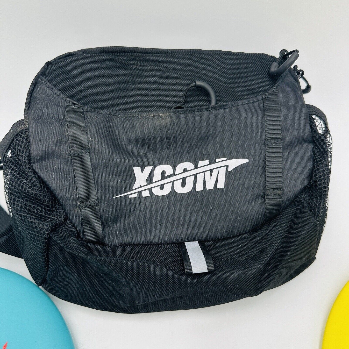 Xcom Disc Golf Beginner Starter Set with 4 Discs  Easy to Carry Bag Ultimate