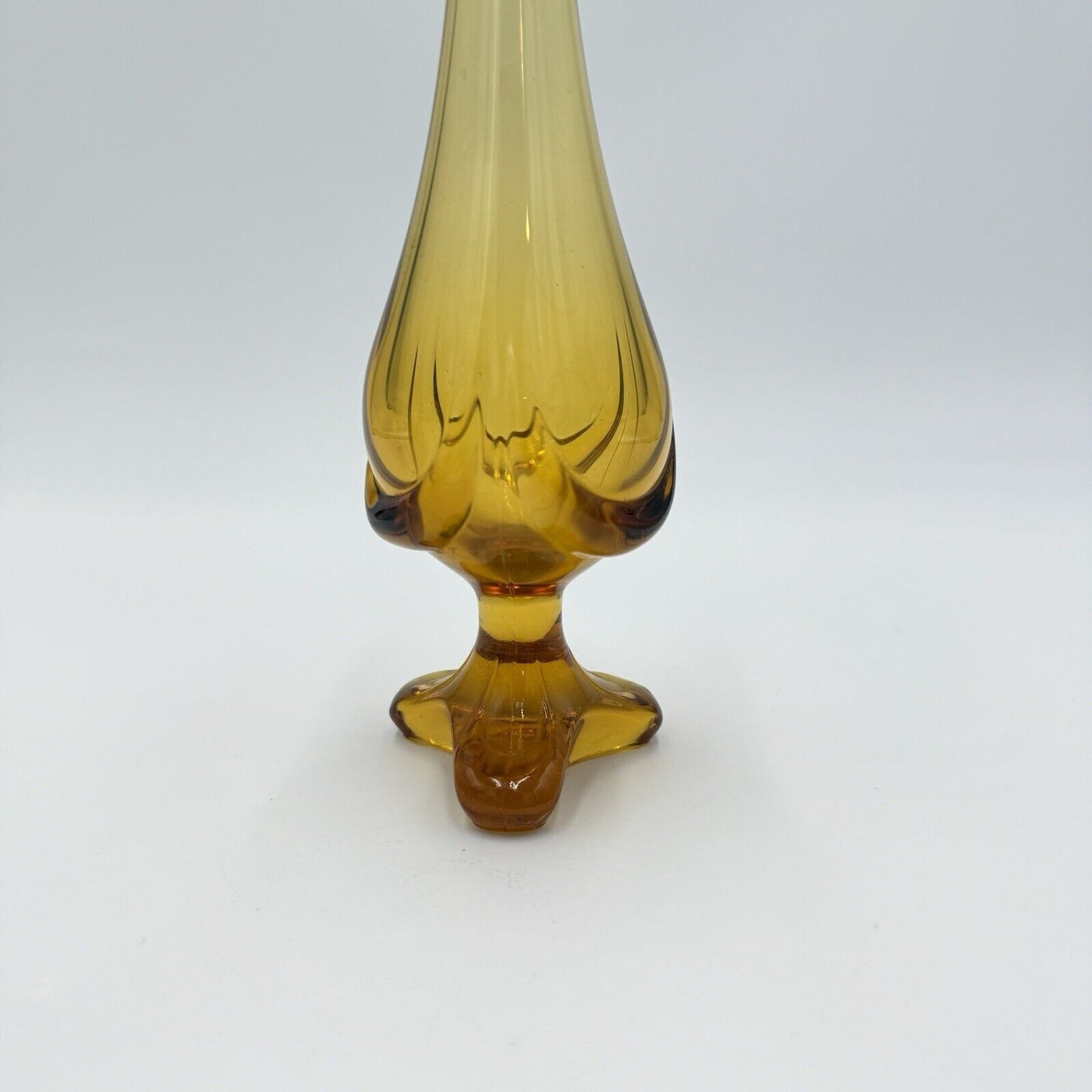 Vintage Viking Art Glass Epic Drape Amber Bud 3 Toe Swung Vase 12”