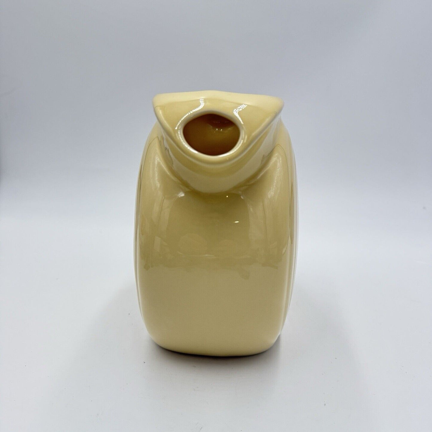 Fiestaware Vintage USA Disc Water Pitcher Original Ivory Fiesta Large 7”x8”