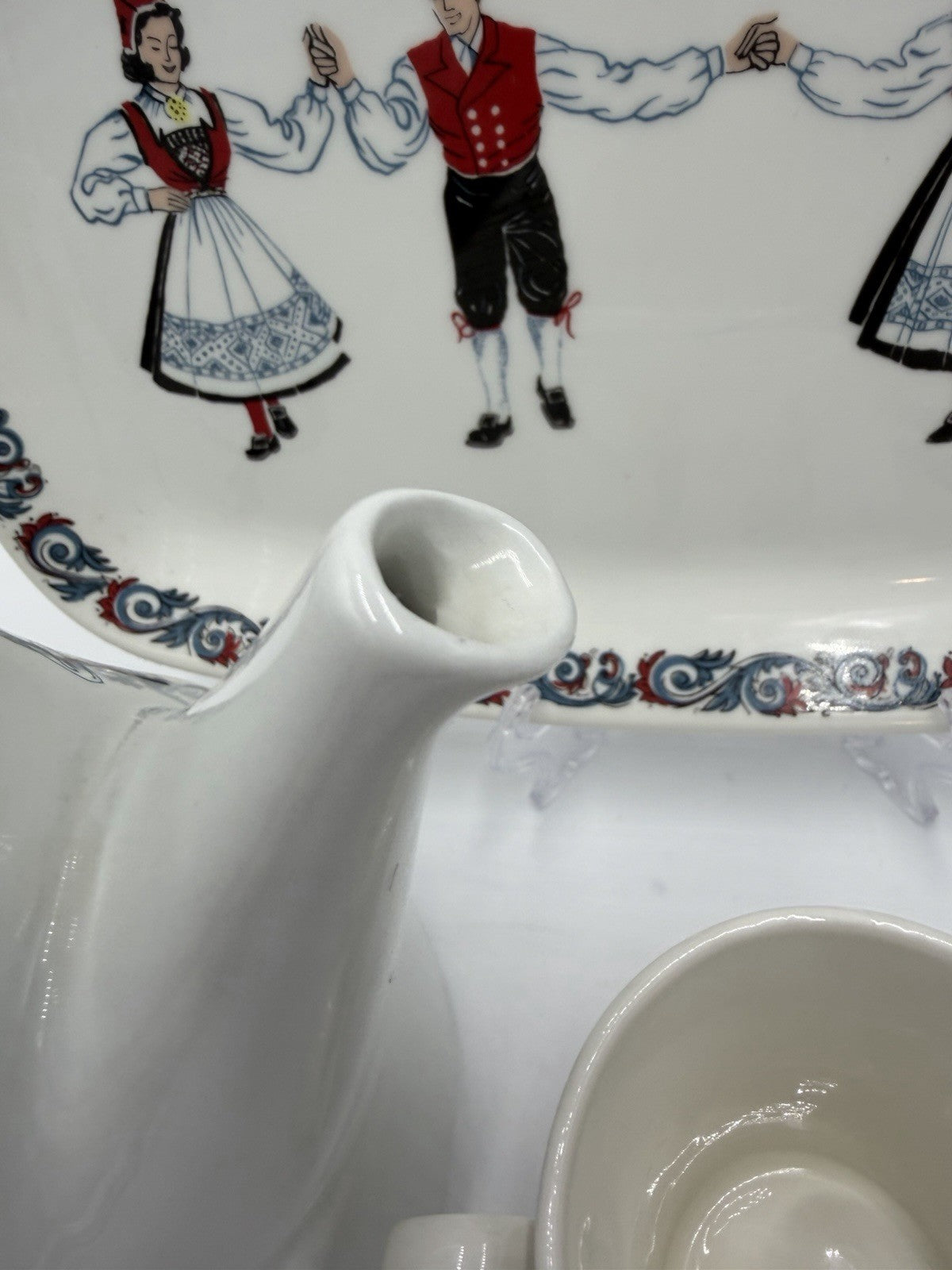 Vintage Figgjo Flint Hardanger Dancers Teapot Creamer Sugar Bowl Platter  Norway