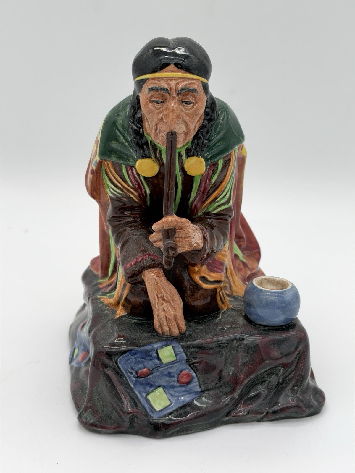 Royal Doulton England porcelain Calumet HN1689 native American heritage Figurine