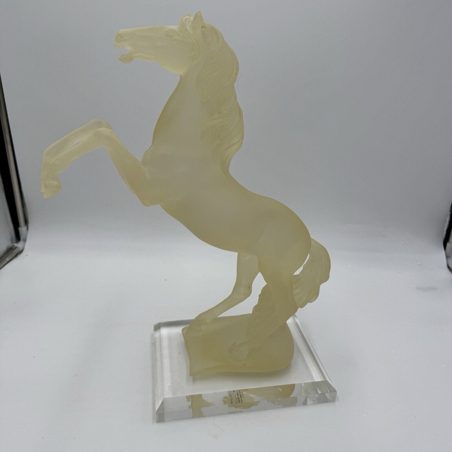 Rare Vintage 80s Regency Frosted Lucite Acrylic Horse New York Stallion 16” Larg