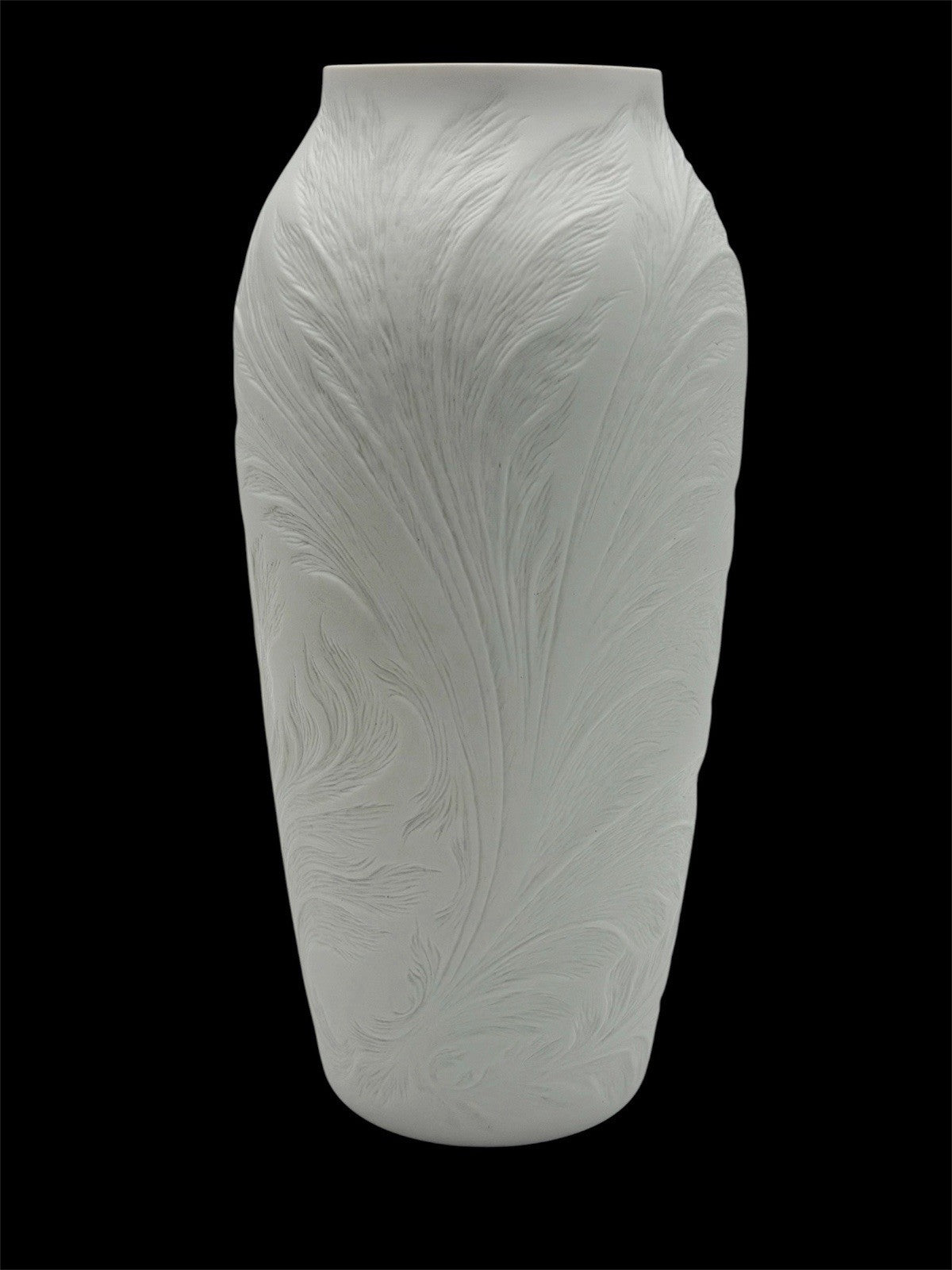 Hutschenreuther Porcelain Germany 1960 White Bisque Vase Feather Leaf embossed