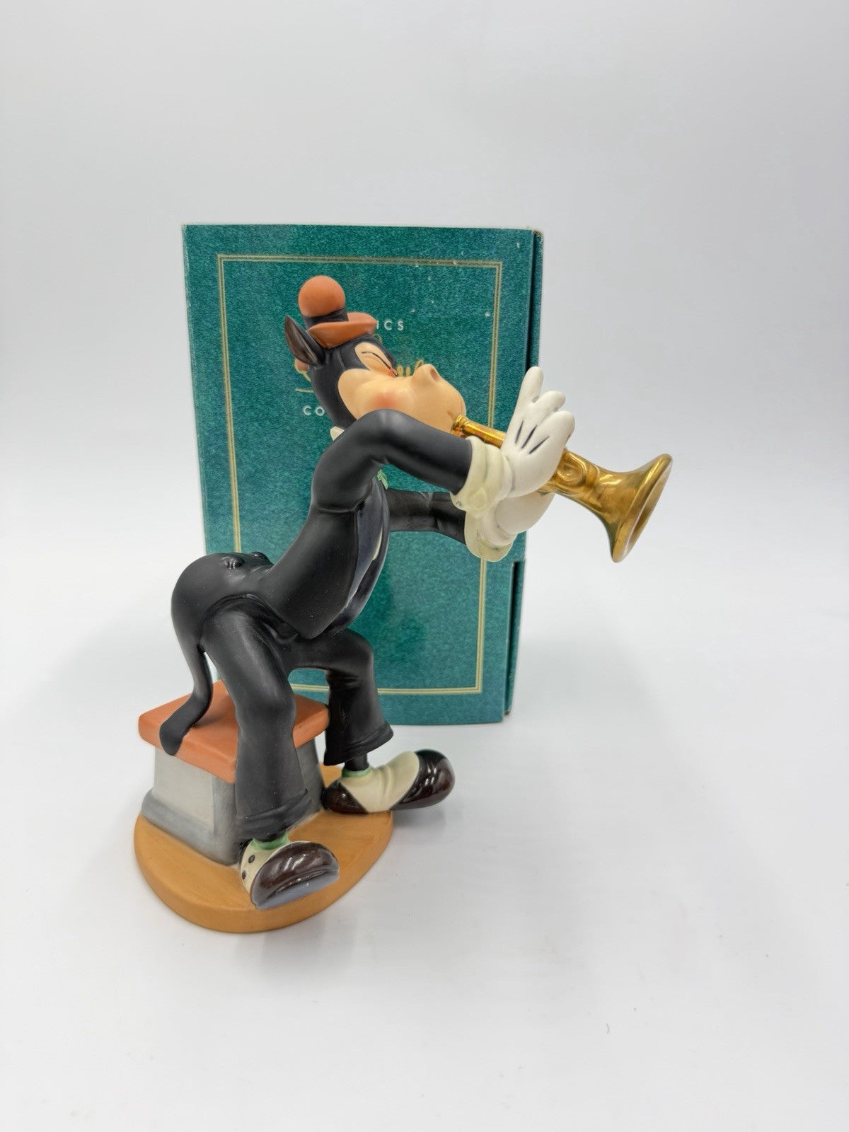 Walt Disney Classics Collection WDCC Horace's High Notes Symphony Hour Figurine