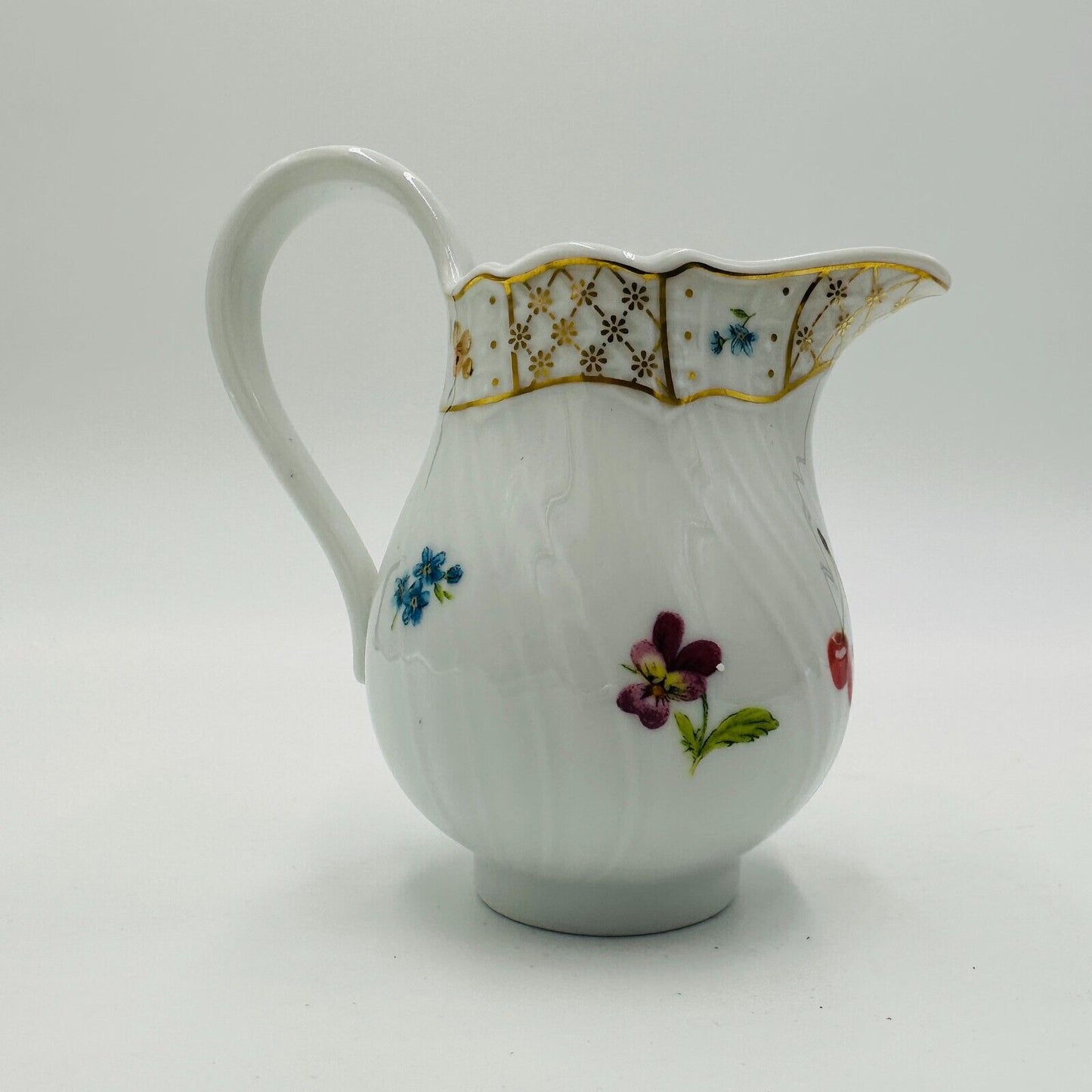 Rosenthal Creamer Porcelain Serveware Germany White Dining Classic Rose