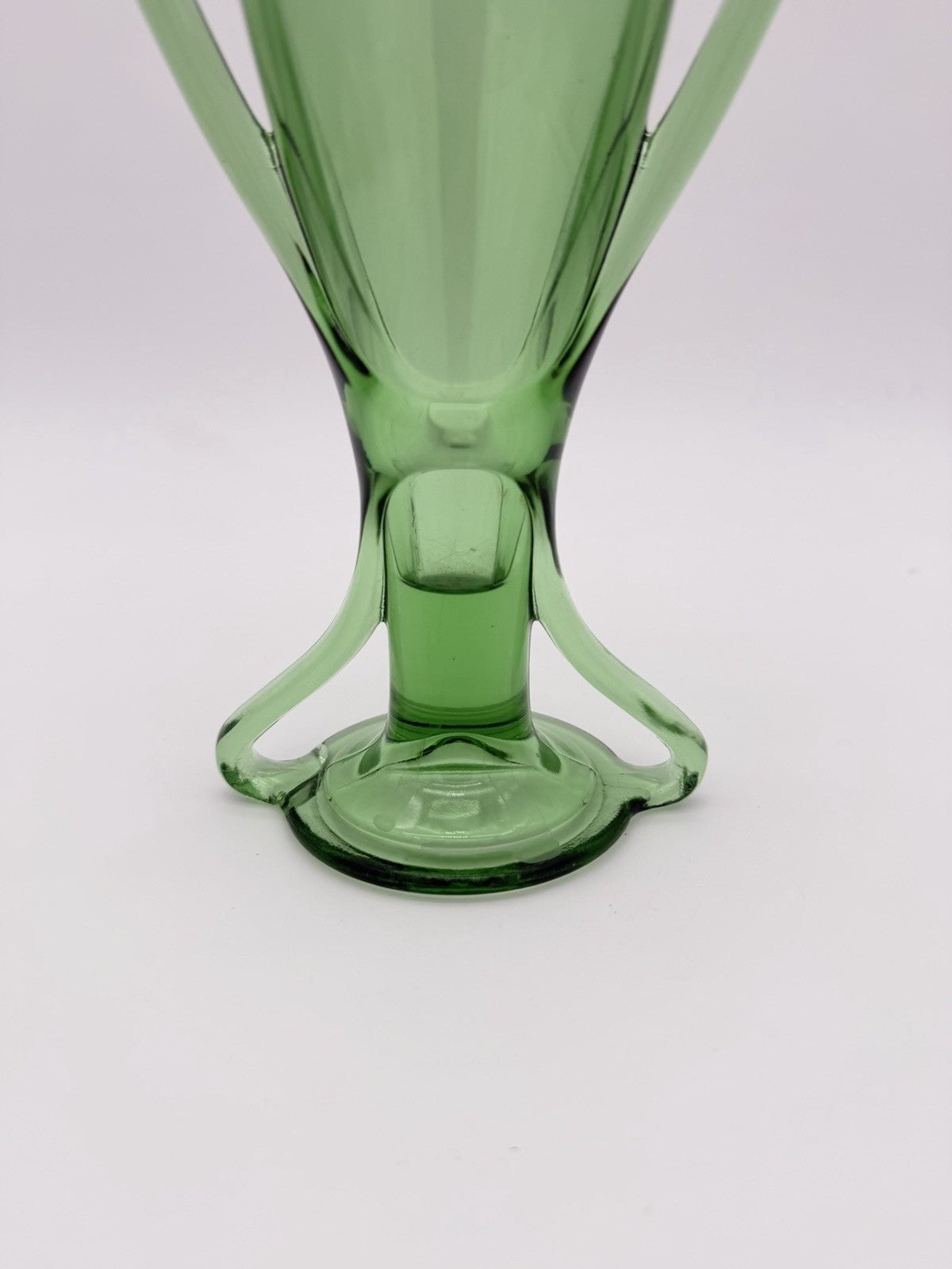 Fostoria Art Glass TUT Green Uranium Trophy Double Handle Flower VASE 8” Flawed)