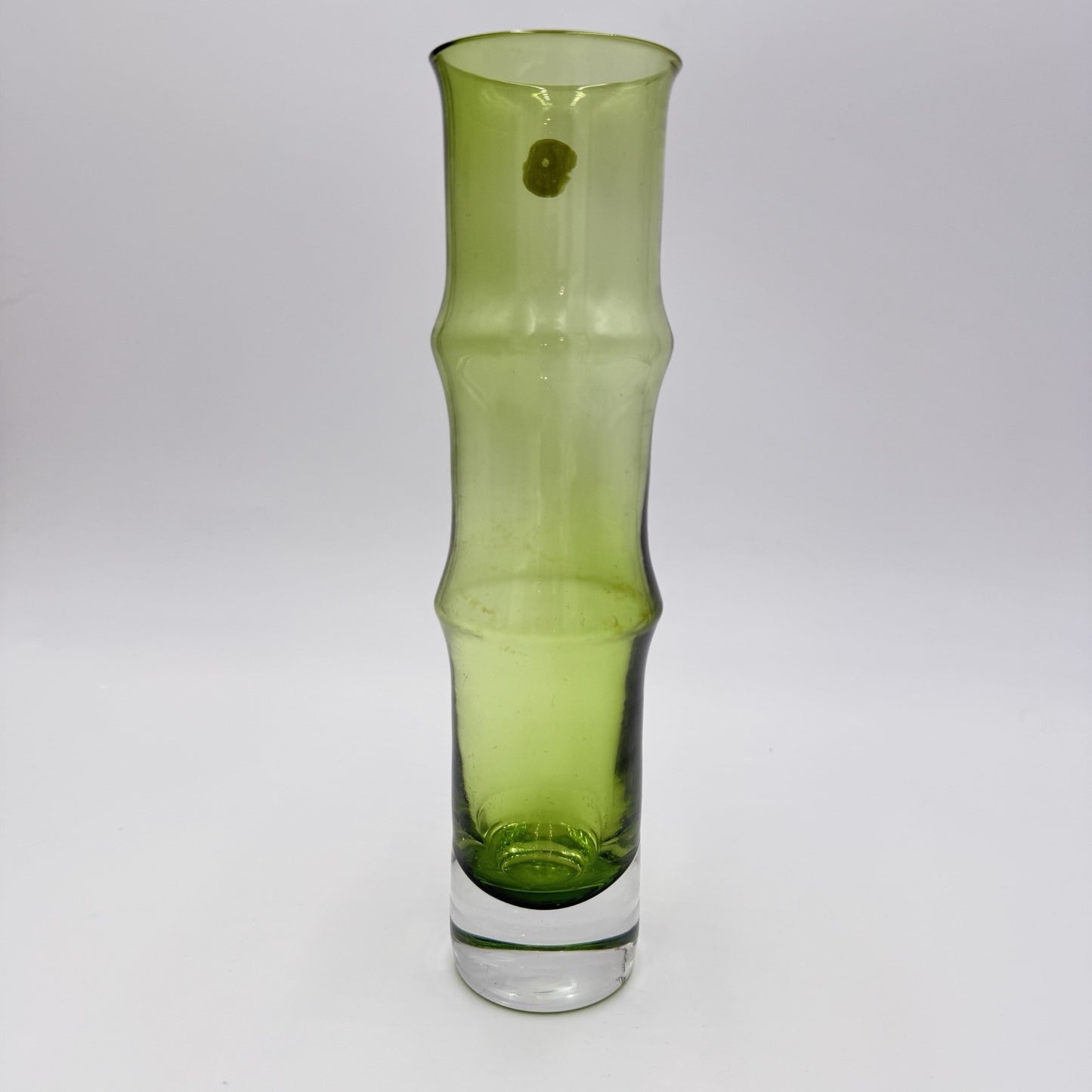 MCM SWEDISH ASEDA ART GLASS Green BO BORGSTROM GLASBRUK Bamboo VASE 9in