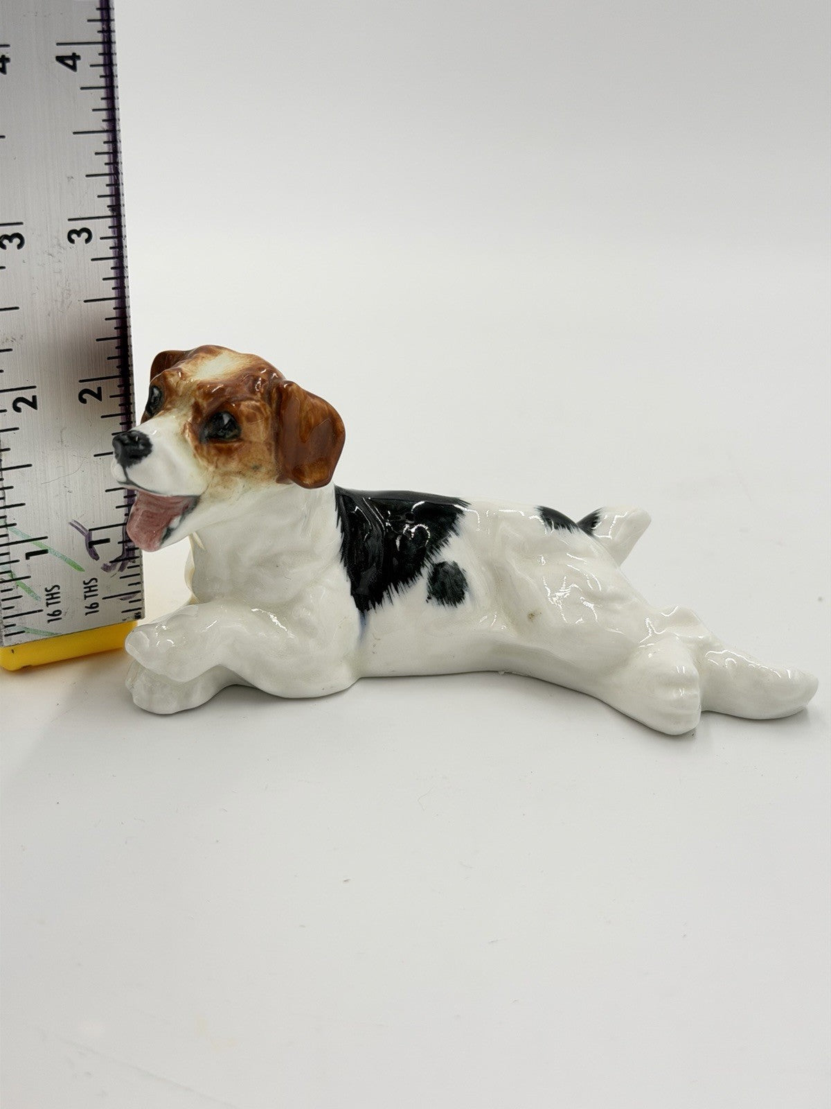 Royal Doulton Jack Russell Dog Figurine Lying Painted Model (HN1101) Figurine
