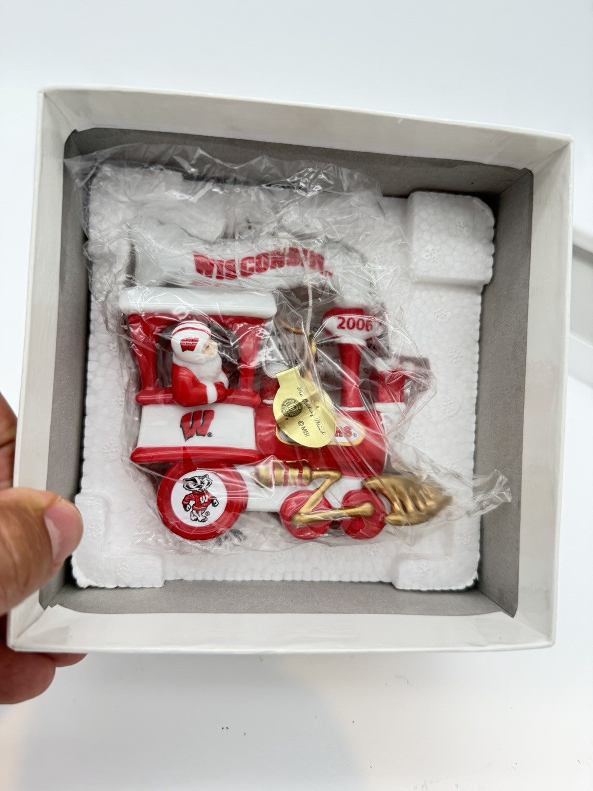 Danbury Mint Wisconsin Badgers Santa Train 2006 Ceramic Christmas Ornament New