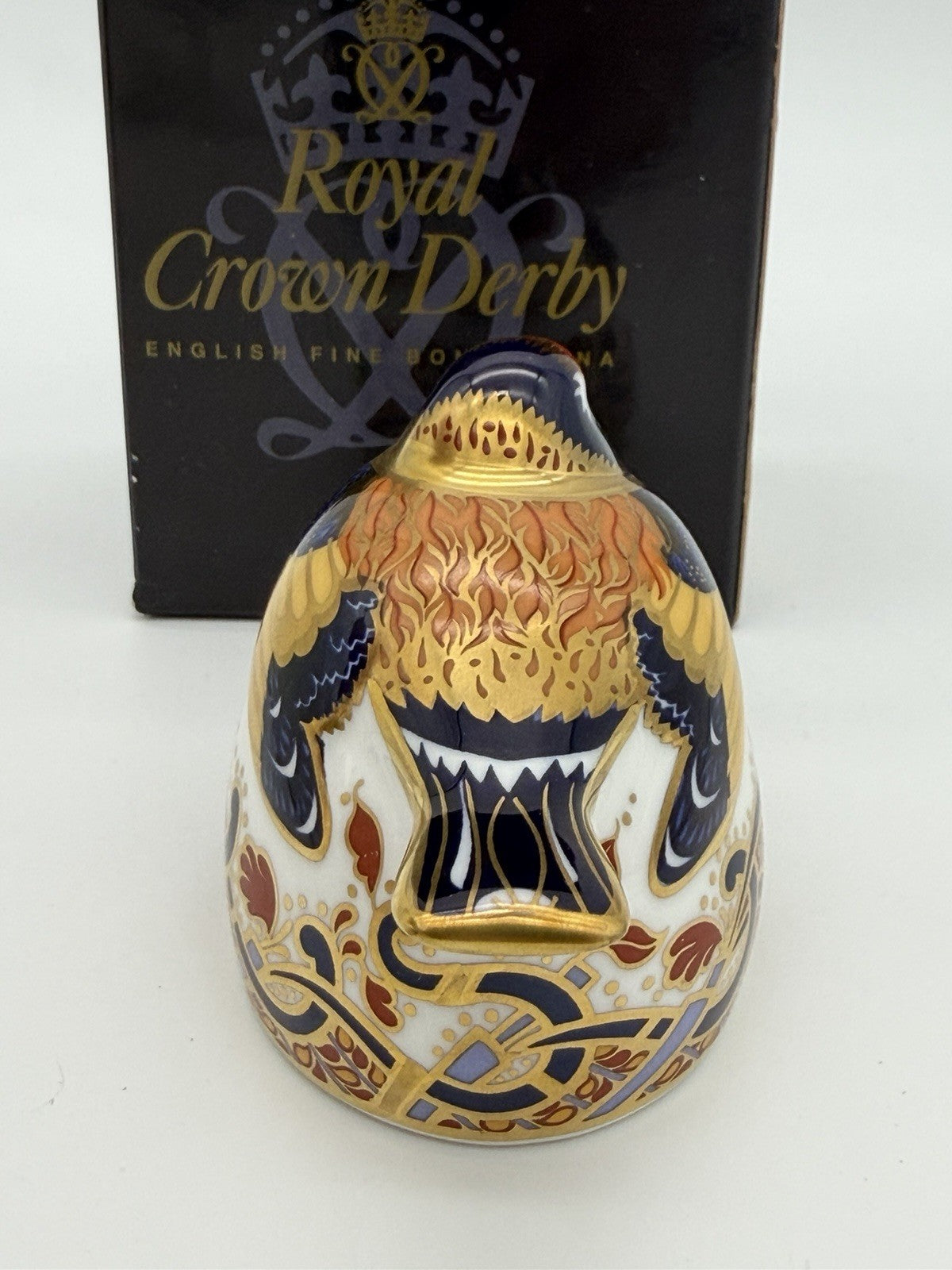 Royal Crown Derby Nesting Goldfinch Paperweight England Porcelain Gold Stopper
