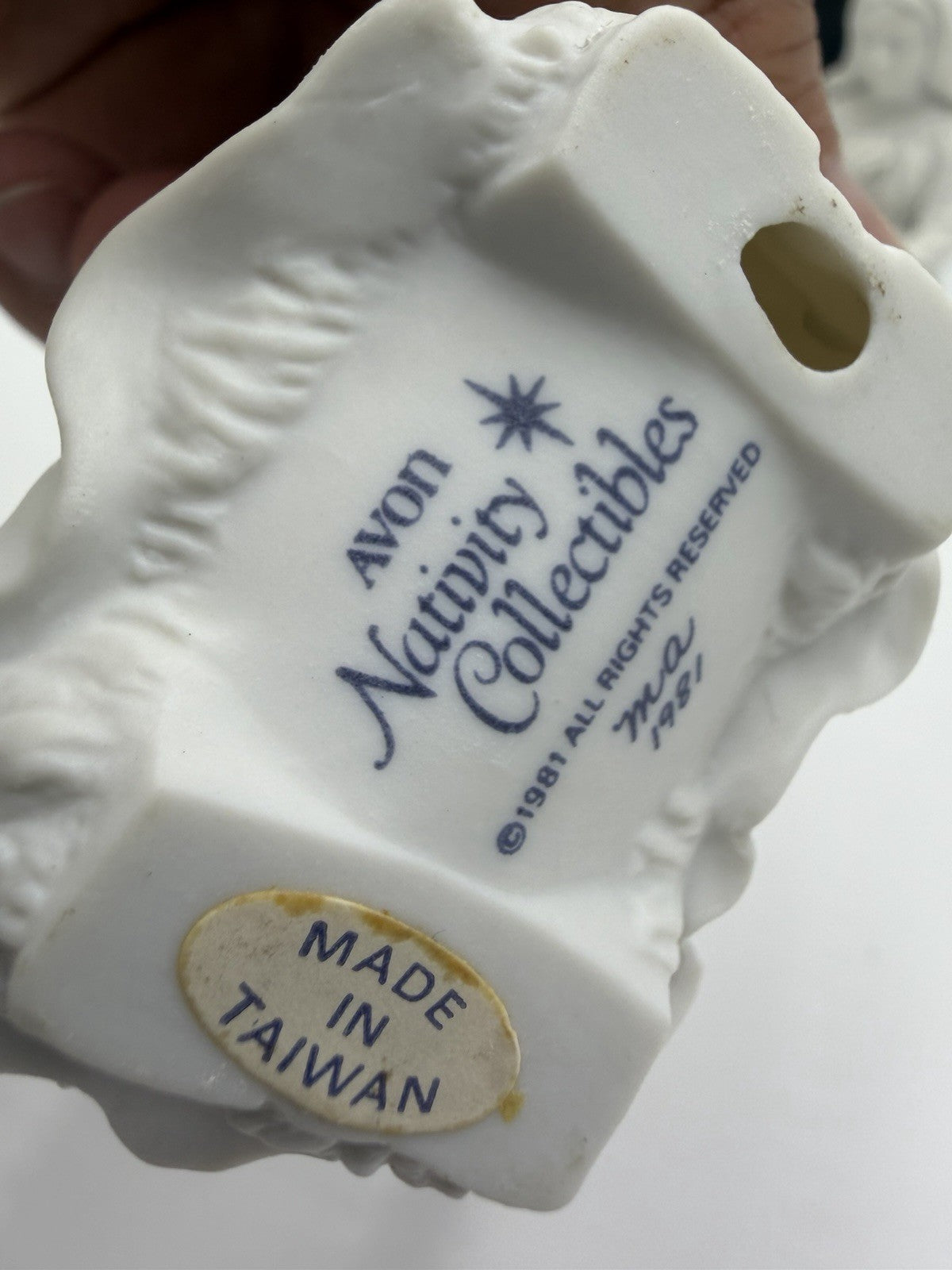 Vintage 1981 Avon White Bisque Holy Family Three Porcelain Figurines Nativity