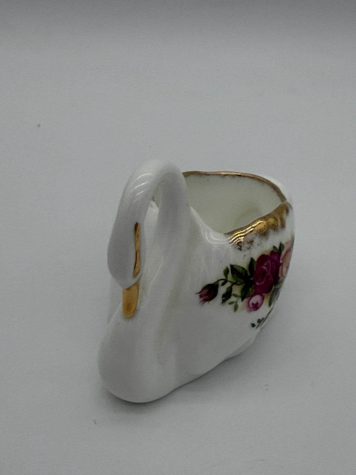 Royal Albert Old Country Roses Porcelain English  Swan Trinket Dish Figurine 2.5